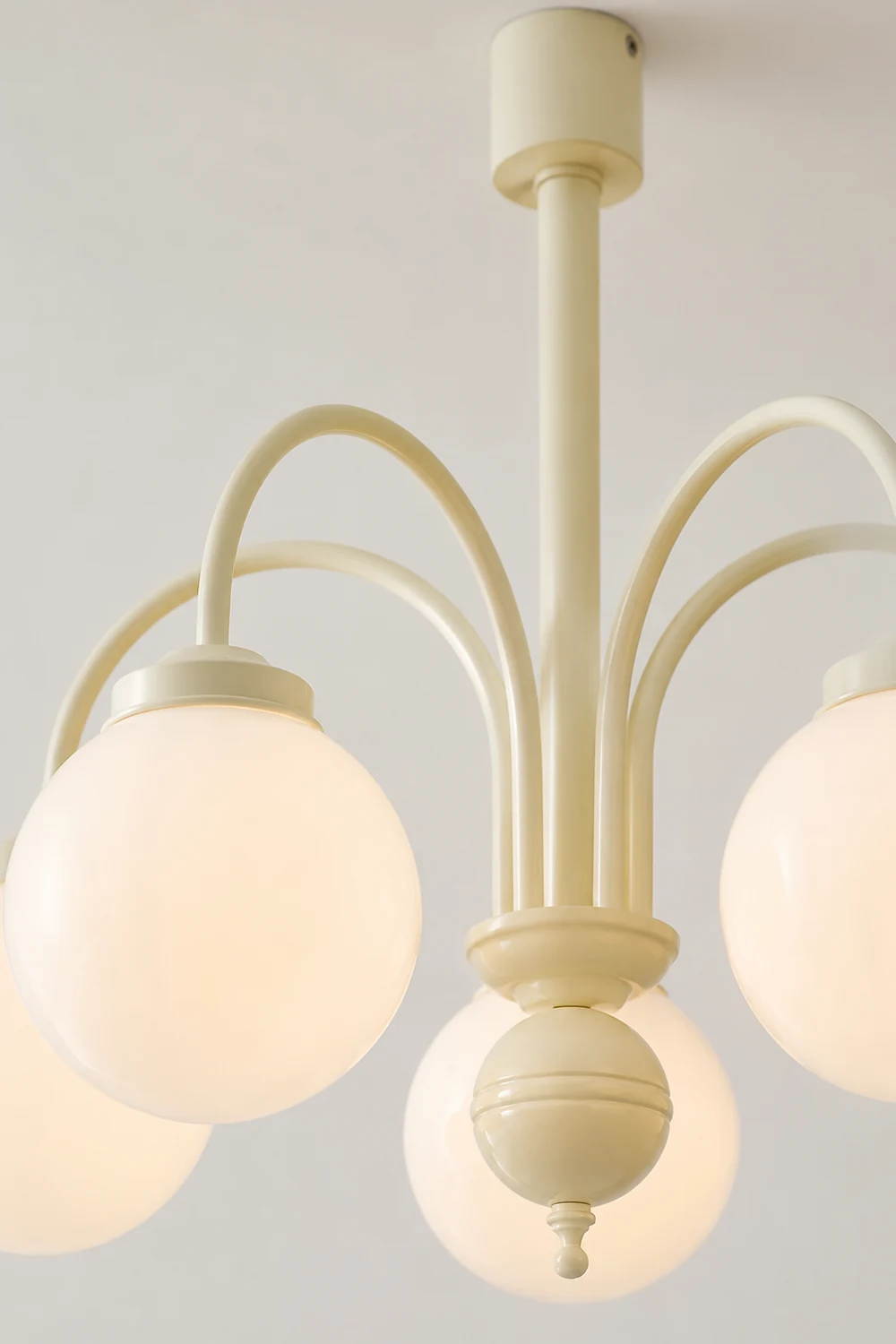 Cream Glass Sphere Chandelier - Lumpaz