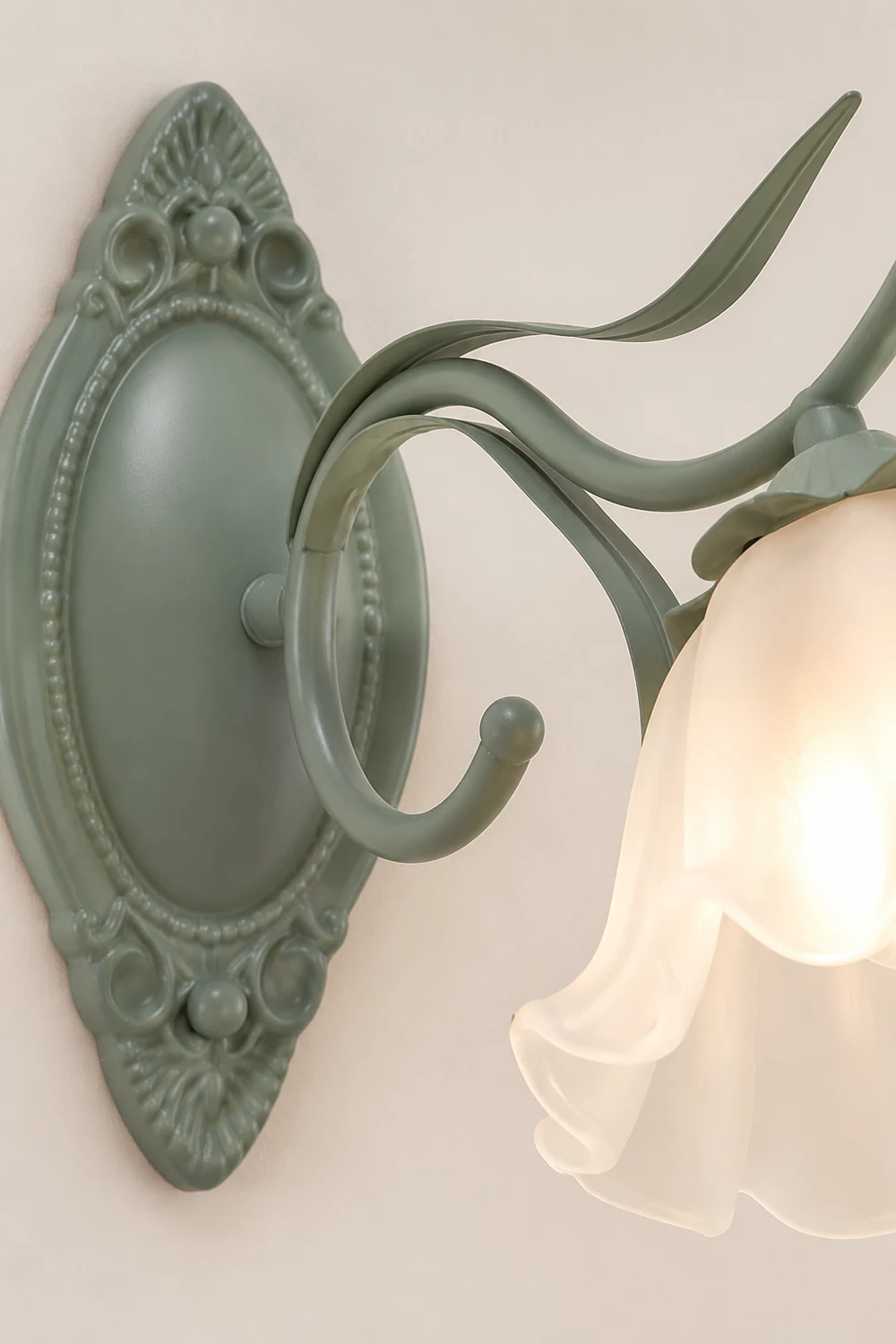 Flared Wall Light - Lumpaz