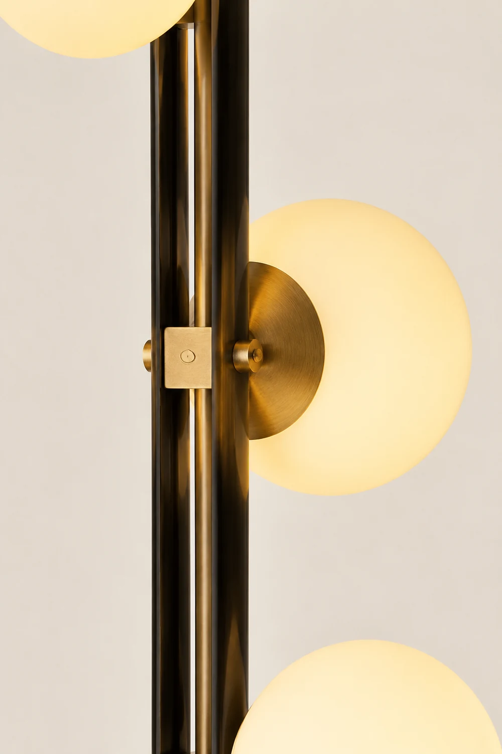Planeta Floor Lamp - Lumpaz