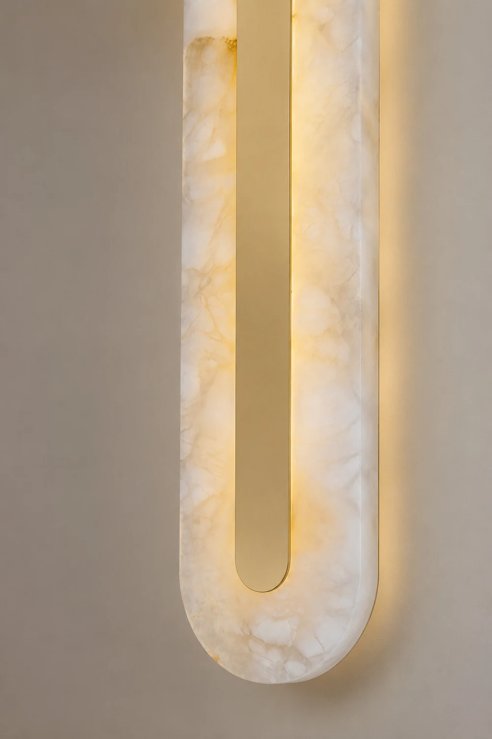 Alabaster Rounded Wall Light - Lumpaz