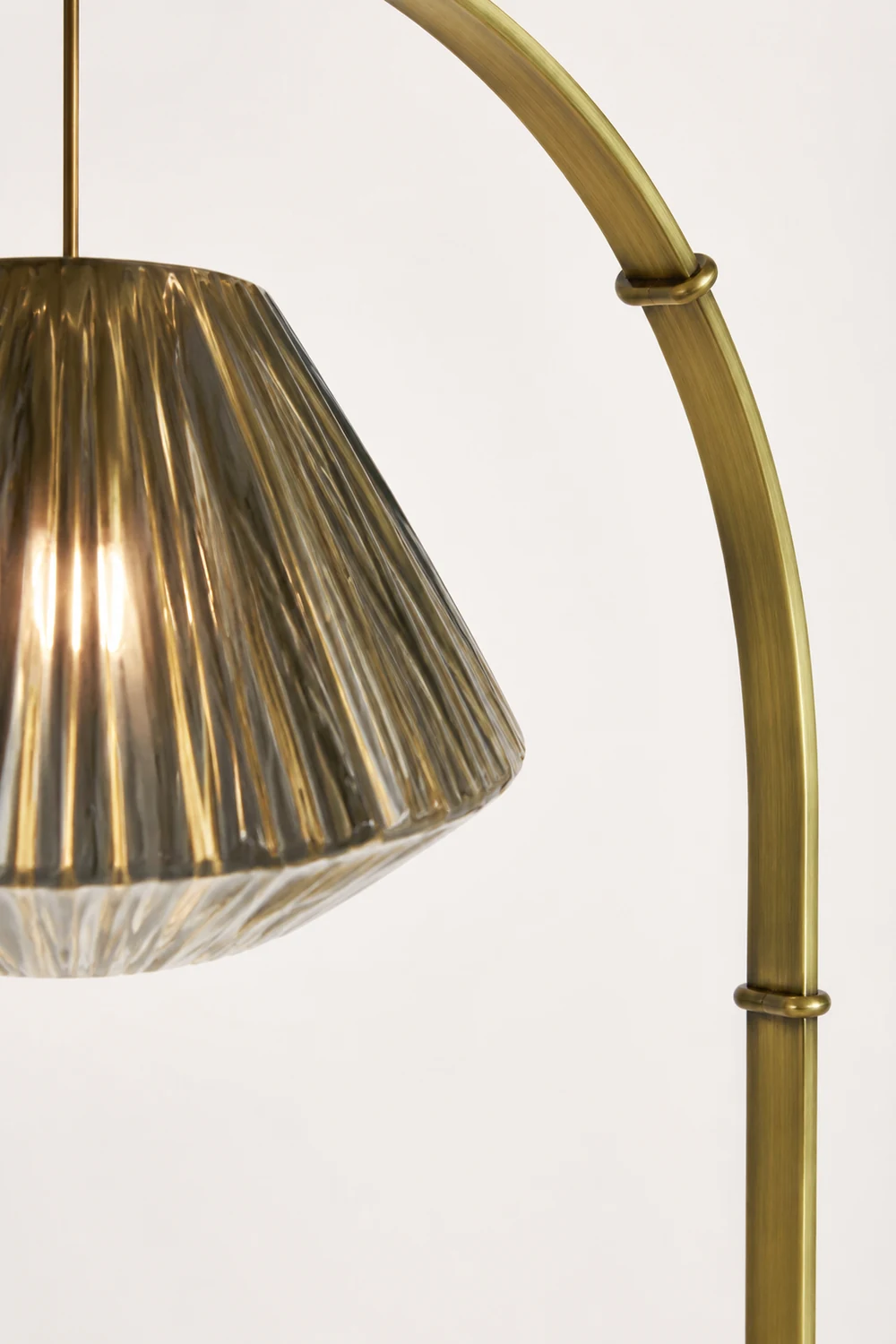Bamboo Pole Floor Lamp - Lumpaz