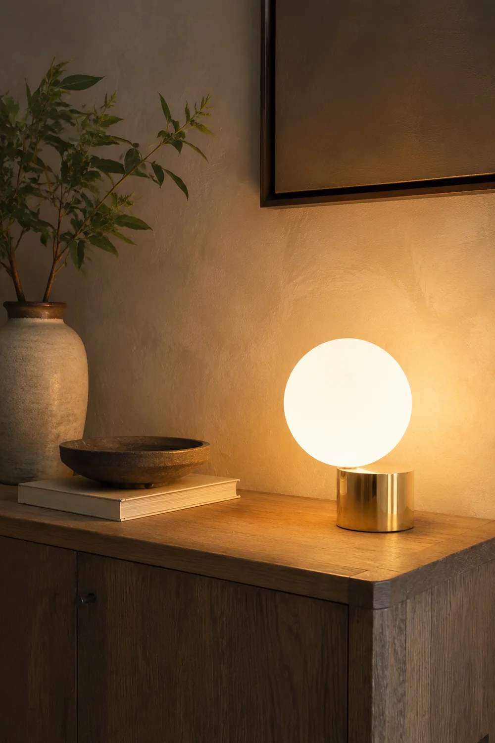 Tip of The Tongue Table Lamp - Lumpaz