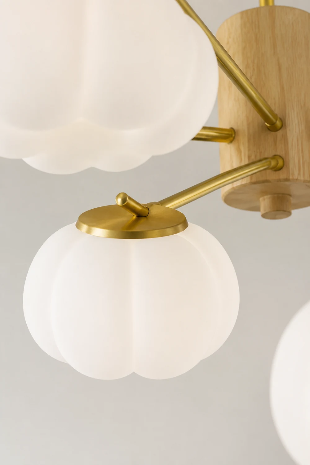 Wooden Cotton Balls Chandelier - Lumpaz