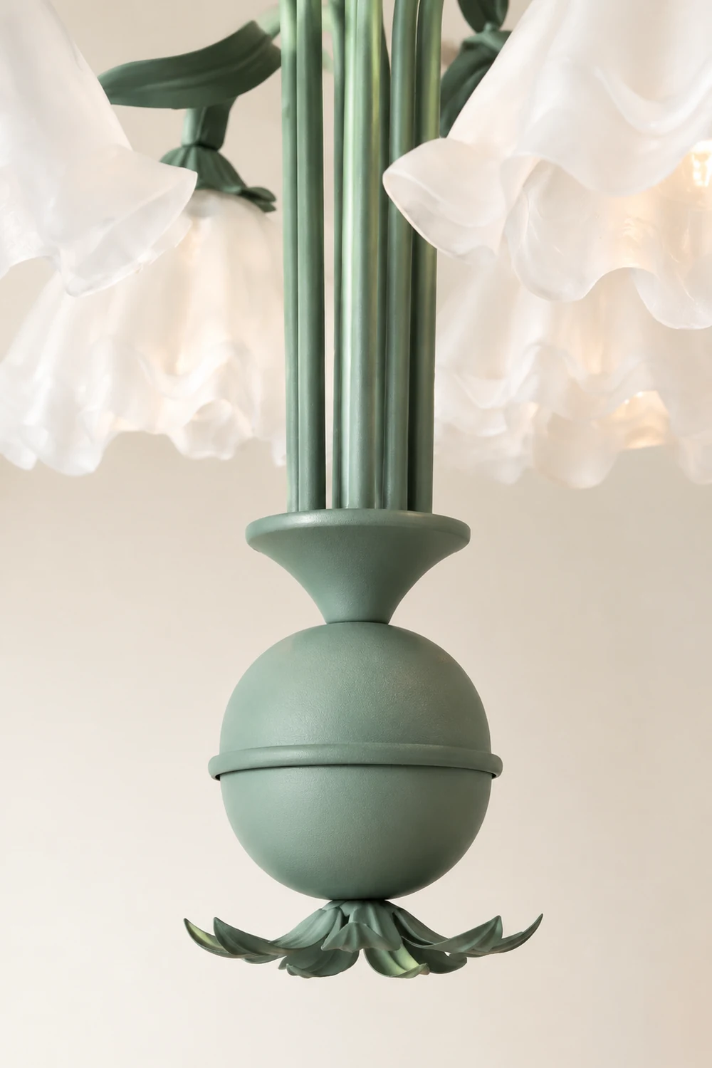 Bell Orchid Chandelier - Lumpaz