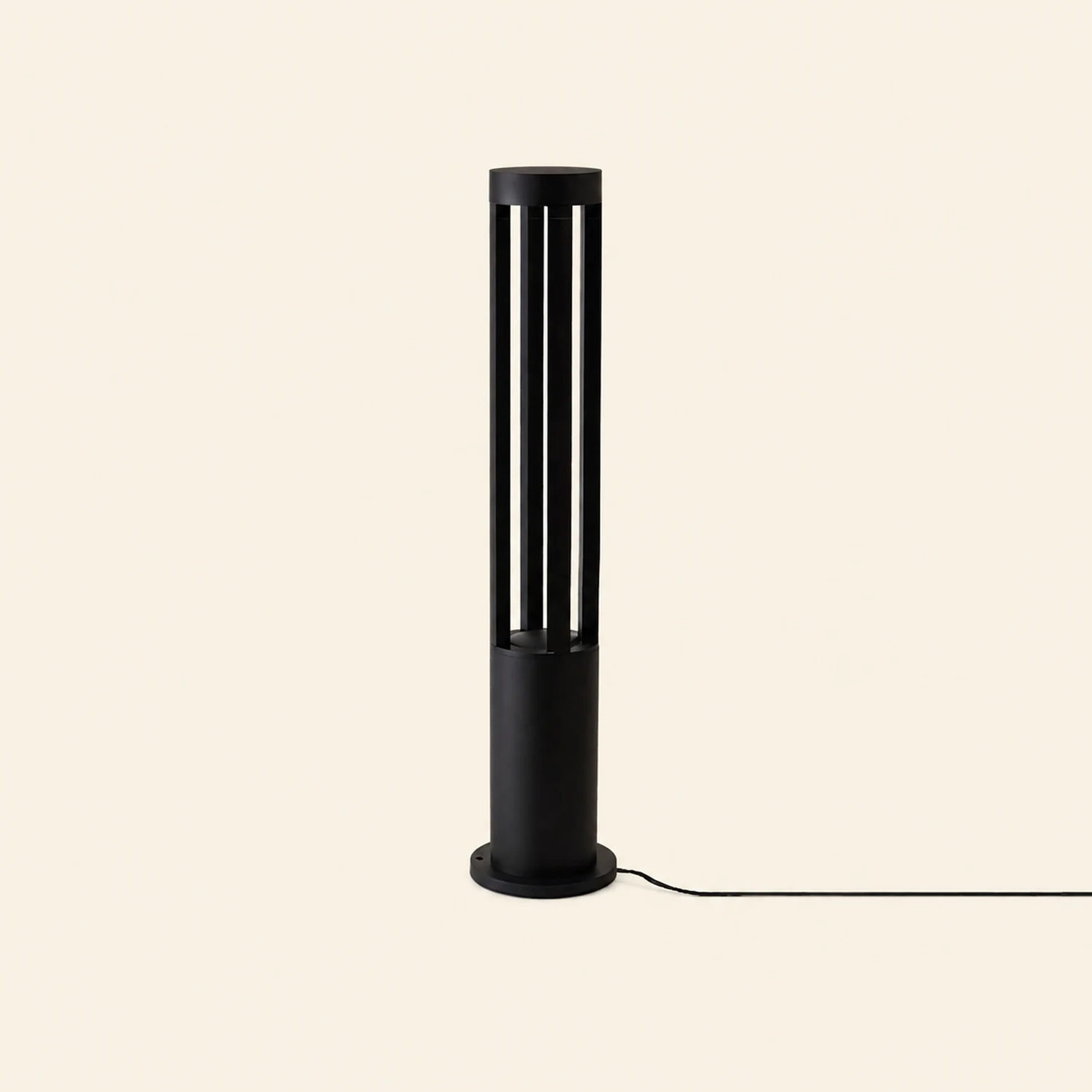 Black Cylindrical Garden Outdoor Light - Lumpaz