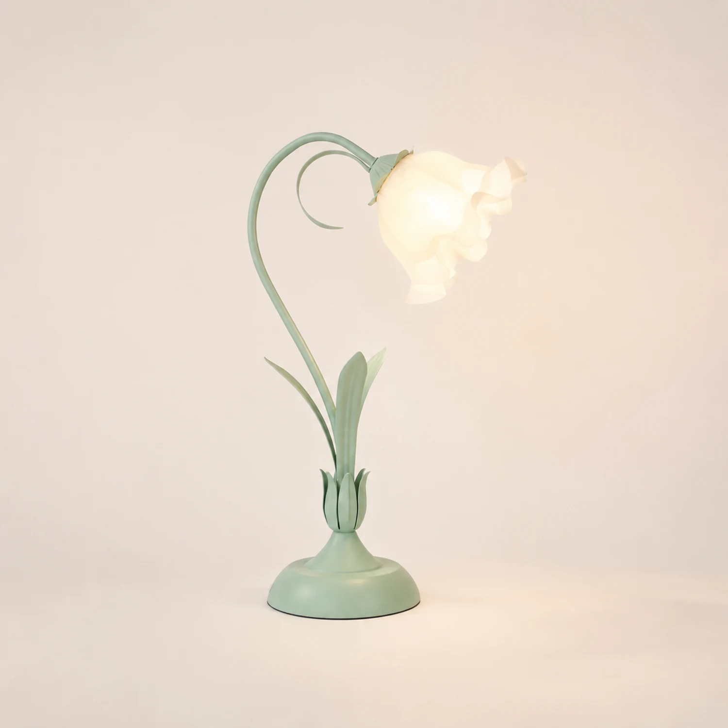 Lily of the Valley Table Lamp - Lumpaz
