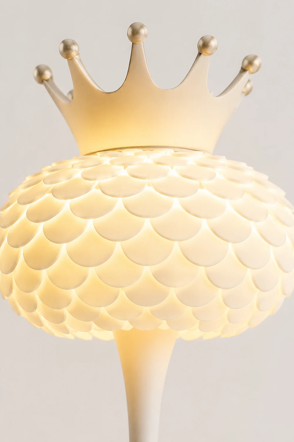 Aluvia Crown Floor Lamp - Lumpaz