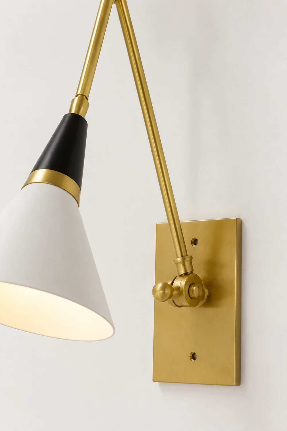Magari Wall Lamp - Lumpaz