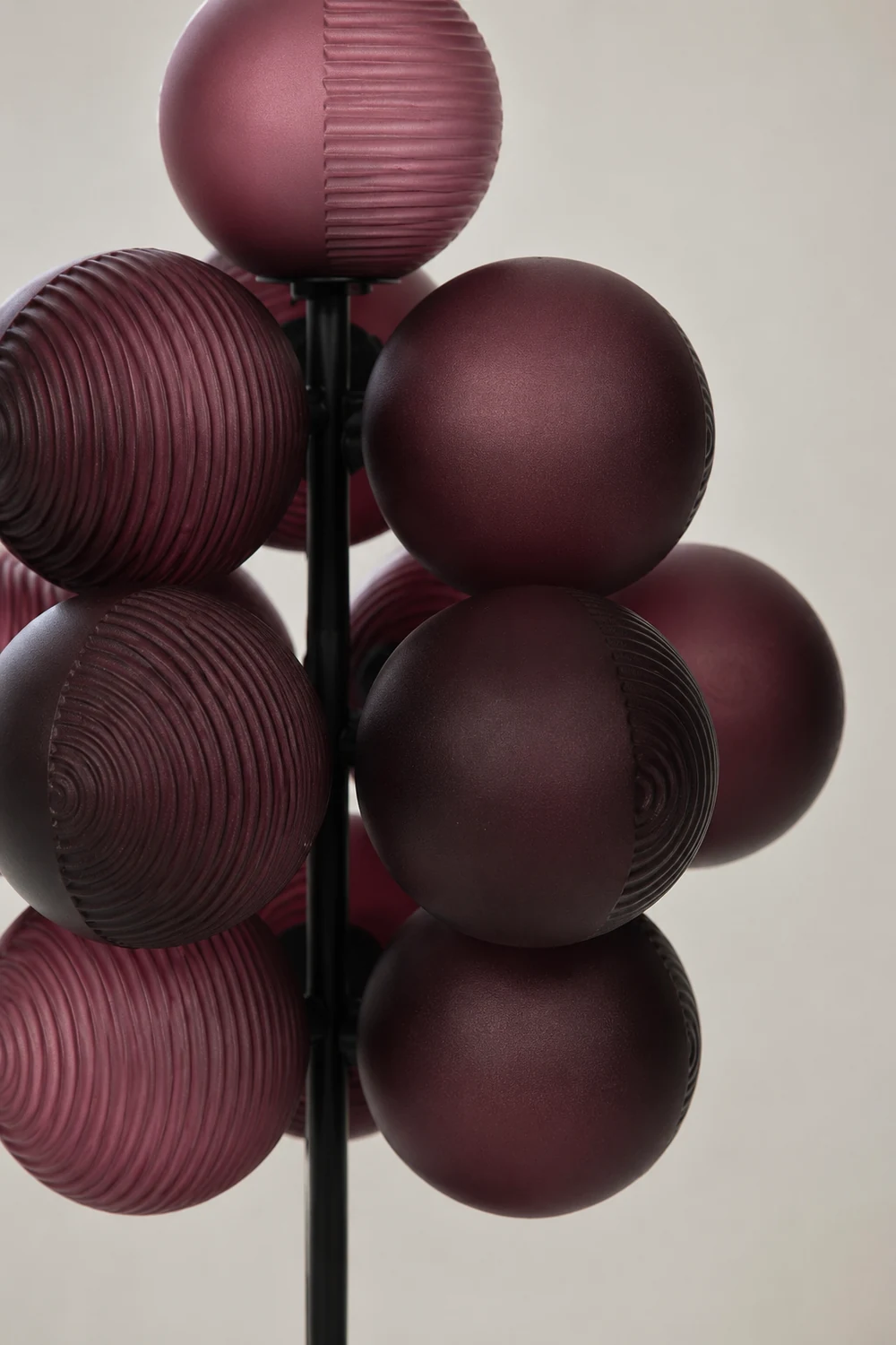 Grape Floor Lamp - Lumpaz