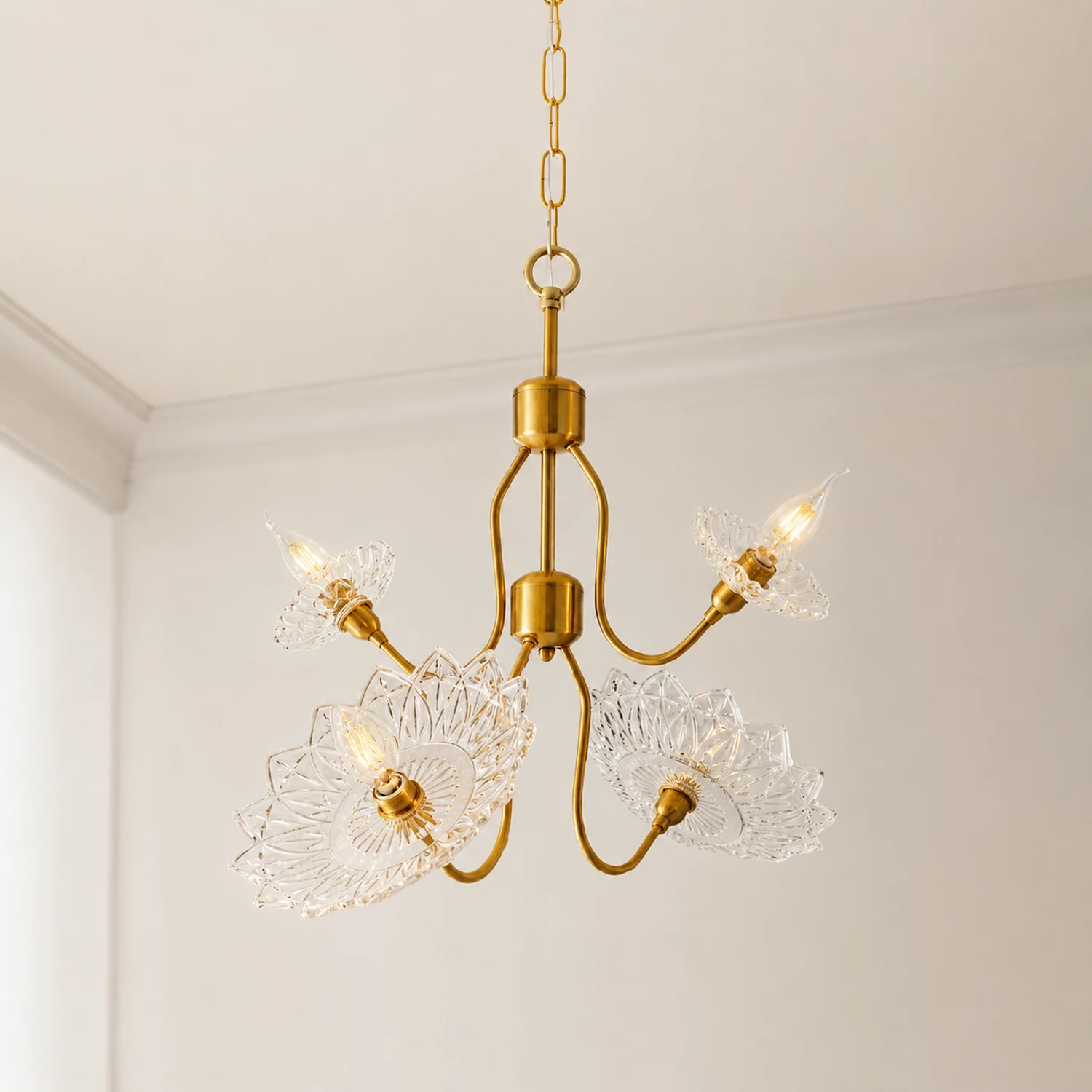 Monique Lhuillier Chandelier - Lumpaz