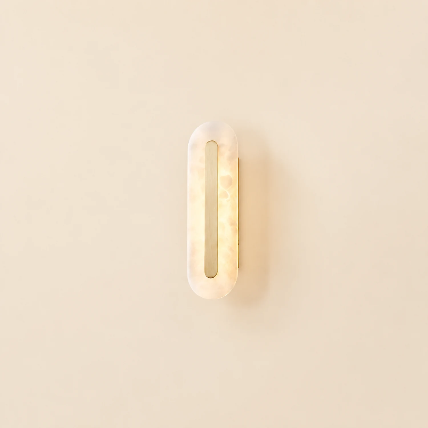 Alabaster Rounded Wall Light - Lumpaz