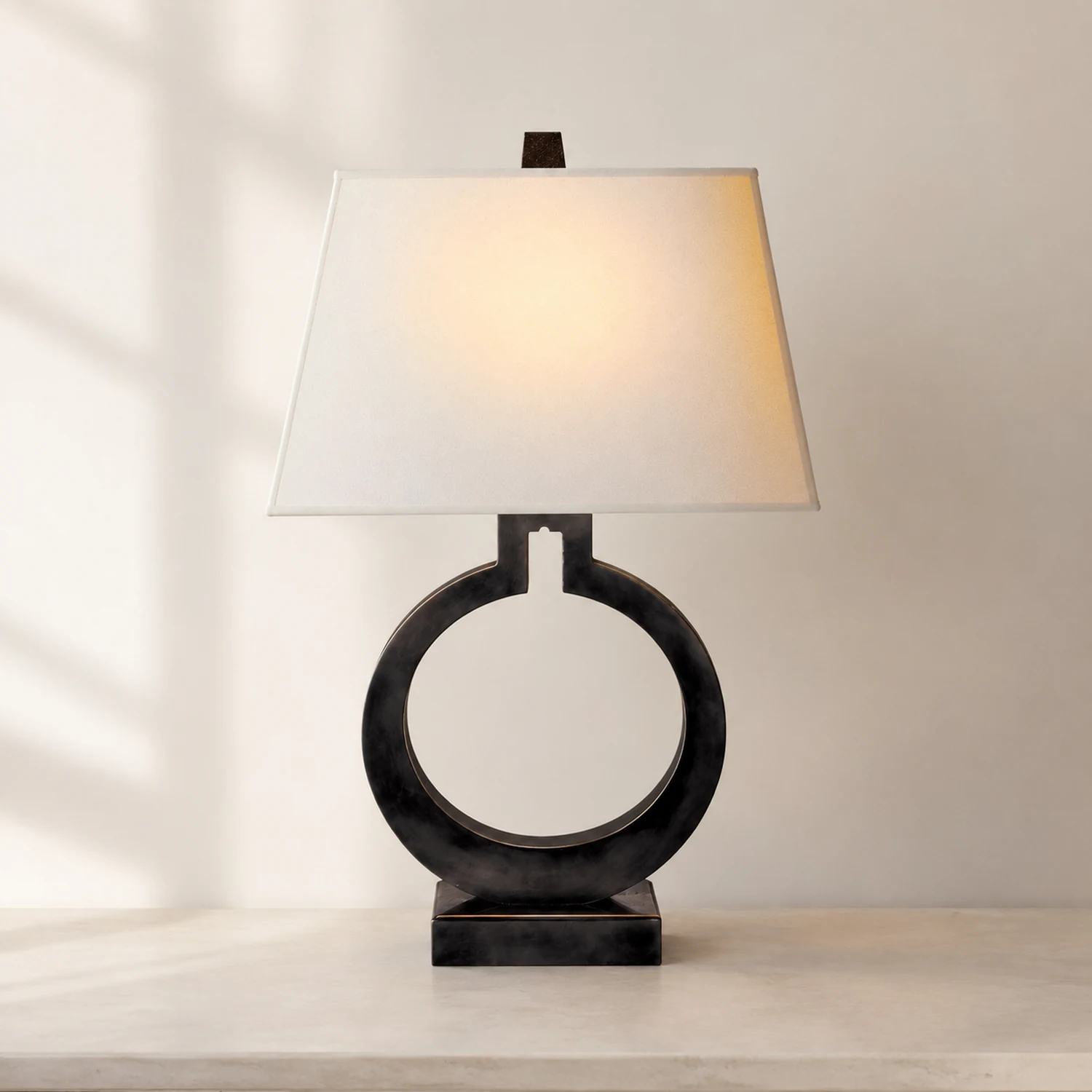Ring Form Table Lamp - Lumpaz