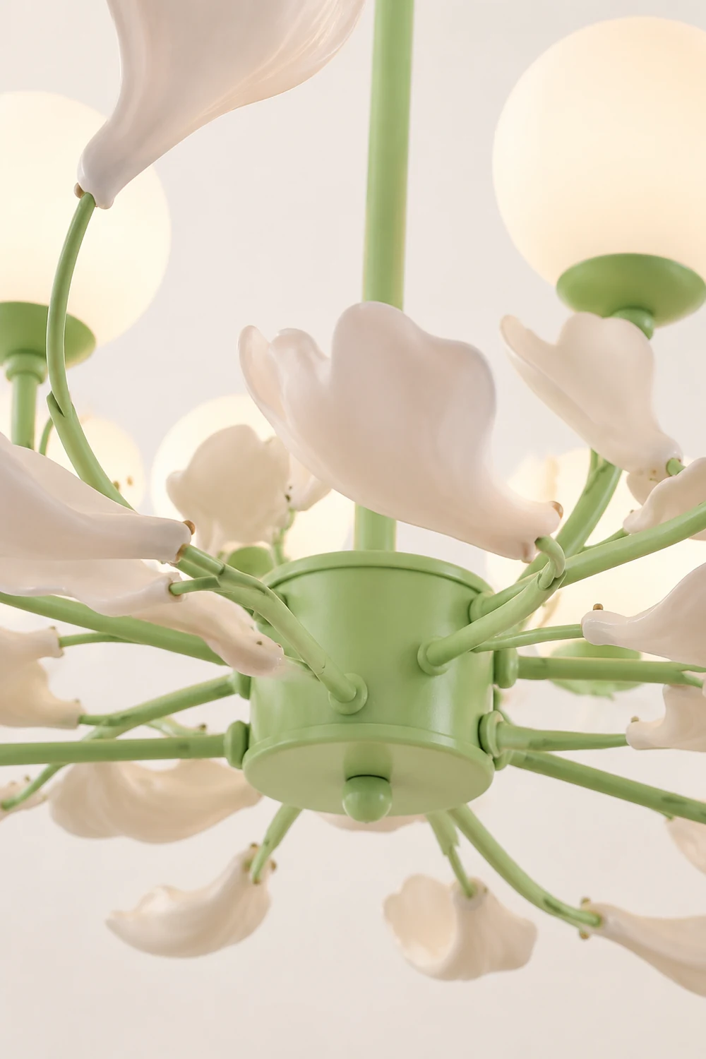 Opal Glass Chandelier - Lumpaz