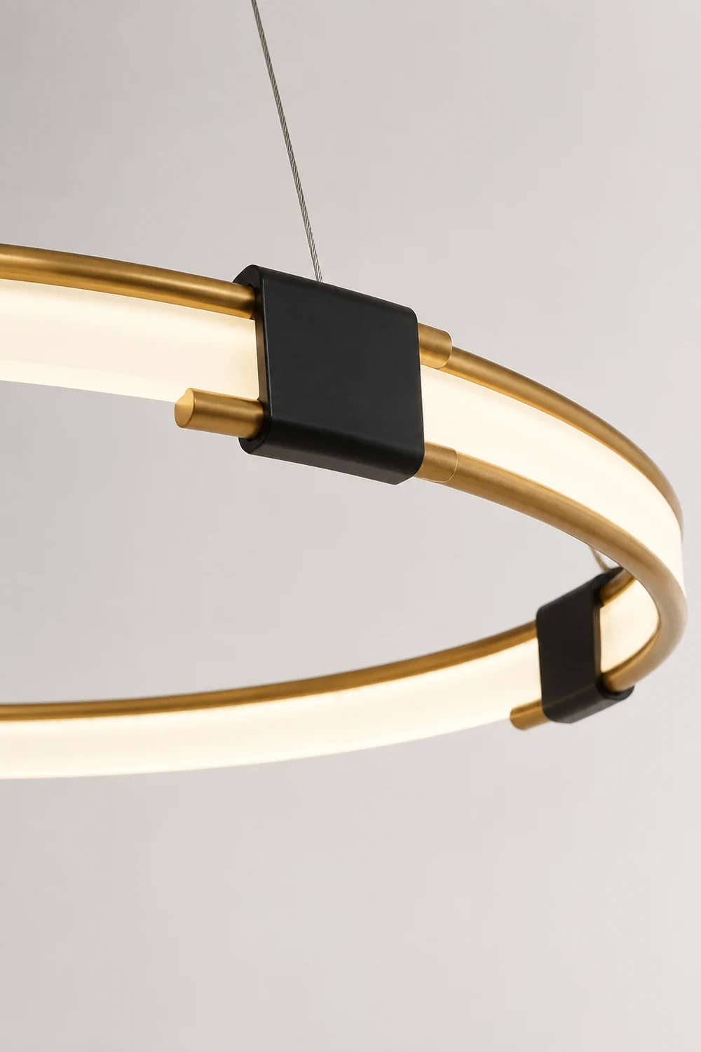 Gold Ring Chandelier - Lumpaz