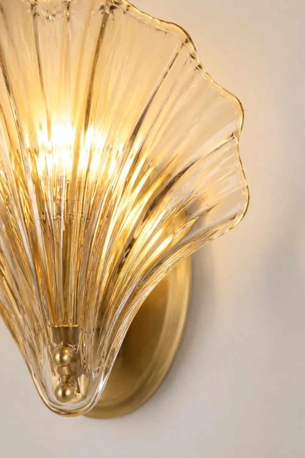 Shell Wall Light - Lumpaz