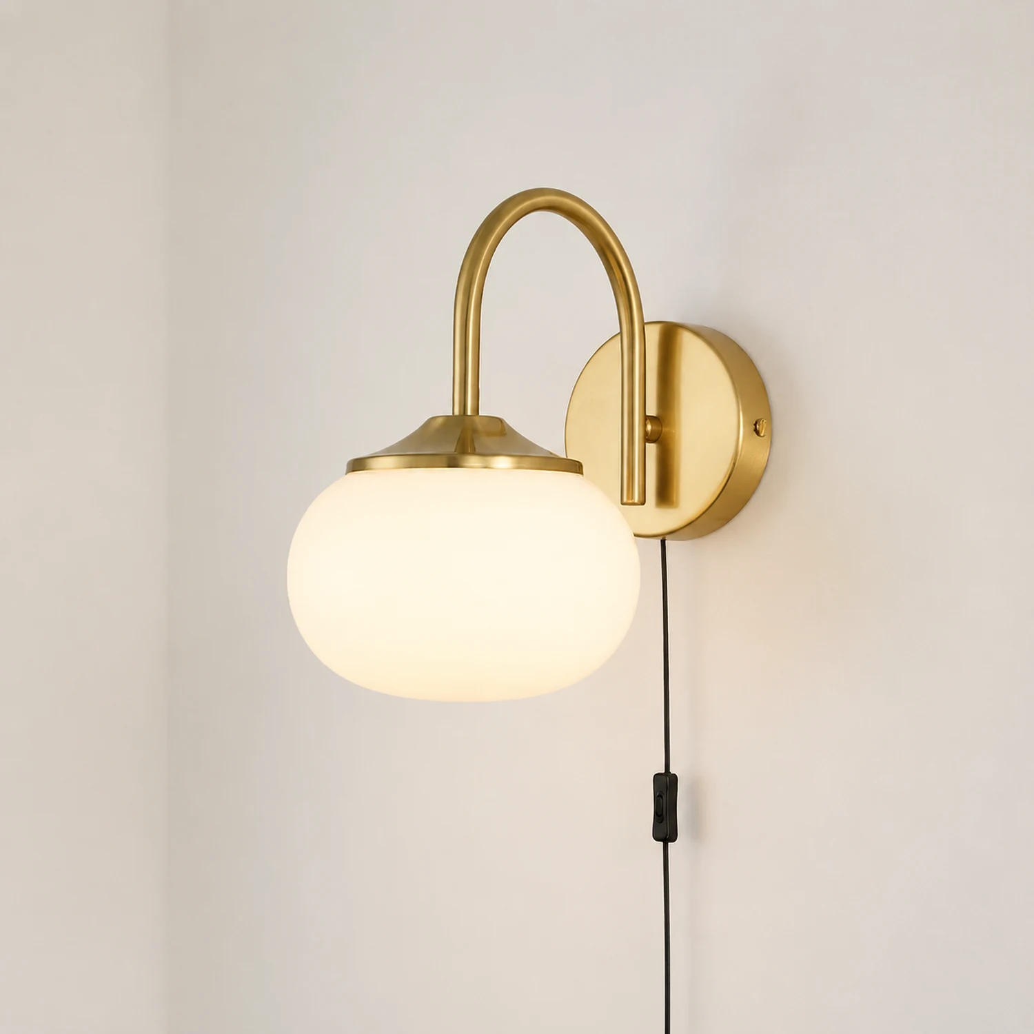 Marshmallow Sconce Plug Version - Lumpaz