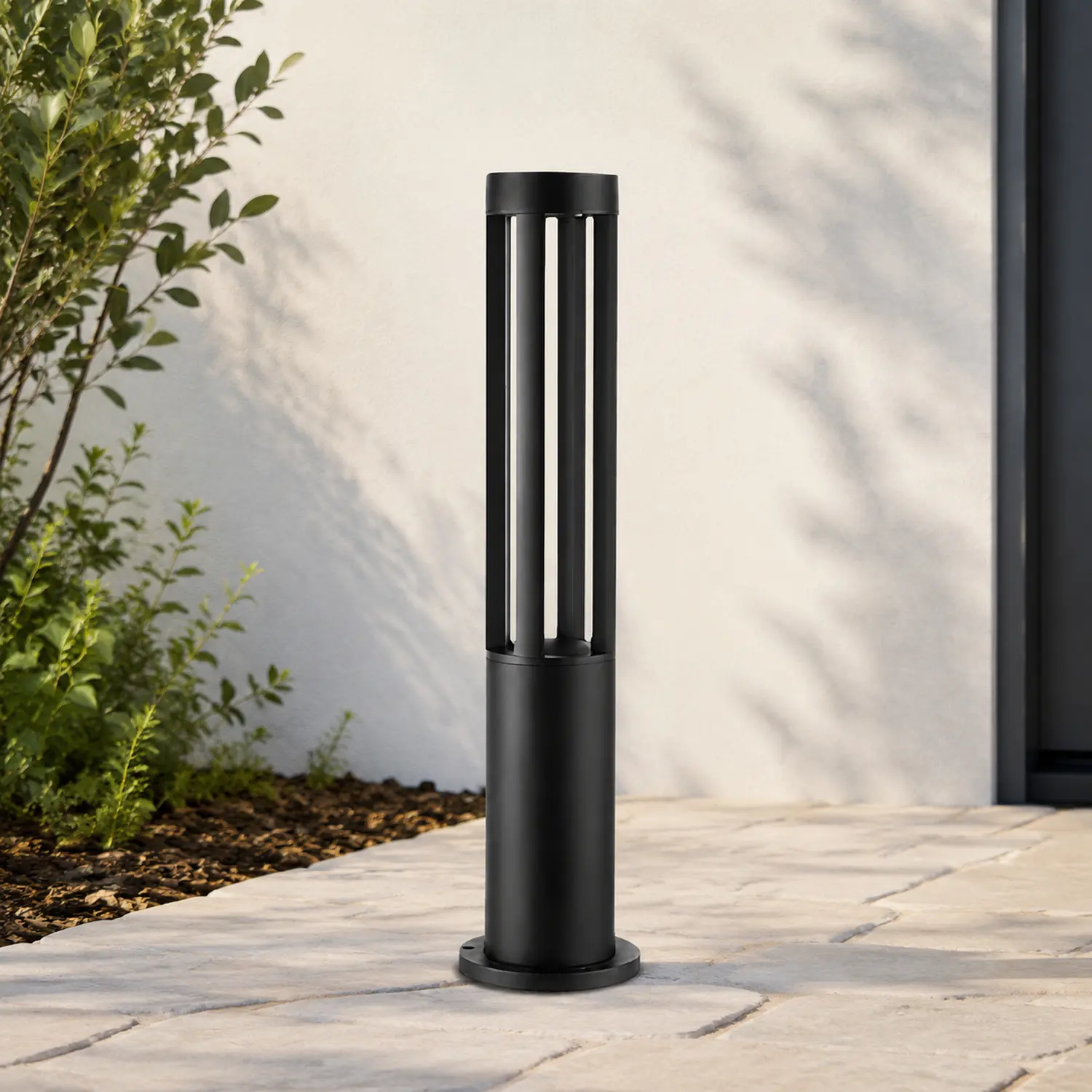 Black Cylindrical Garden Outdoor Light - Lumpaz
