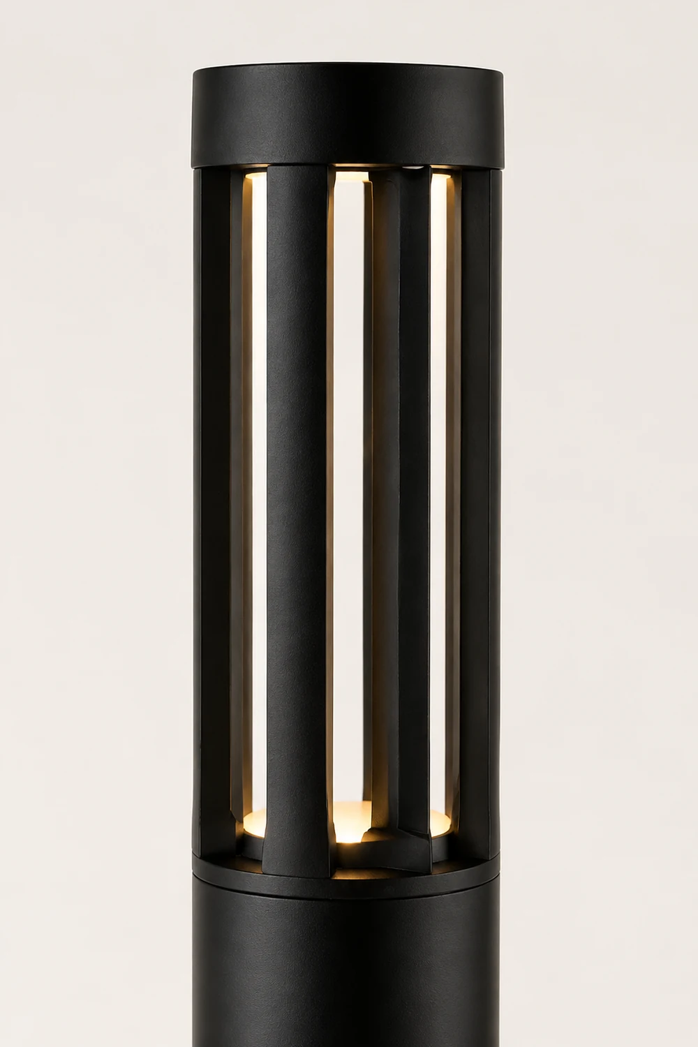 Black Cylindrical Garden Outdoor Light - Lumpaz