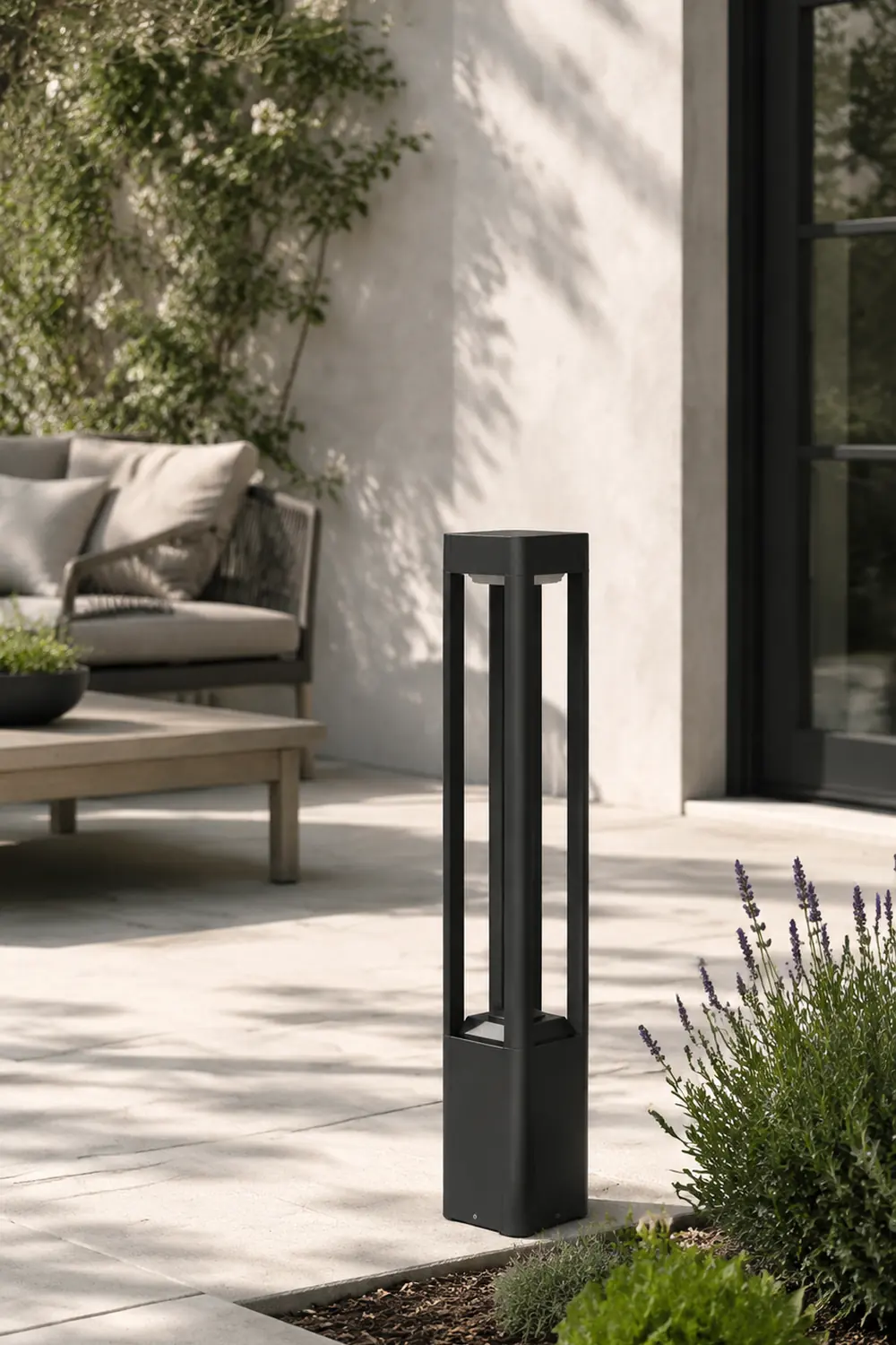 Rectangular Column Garden Light - Lumpaz
