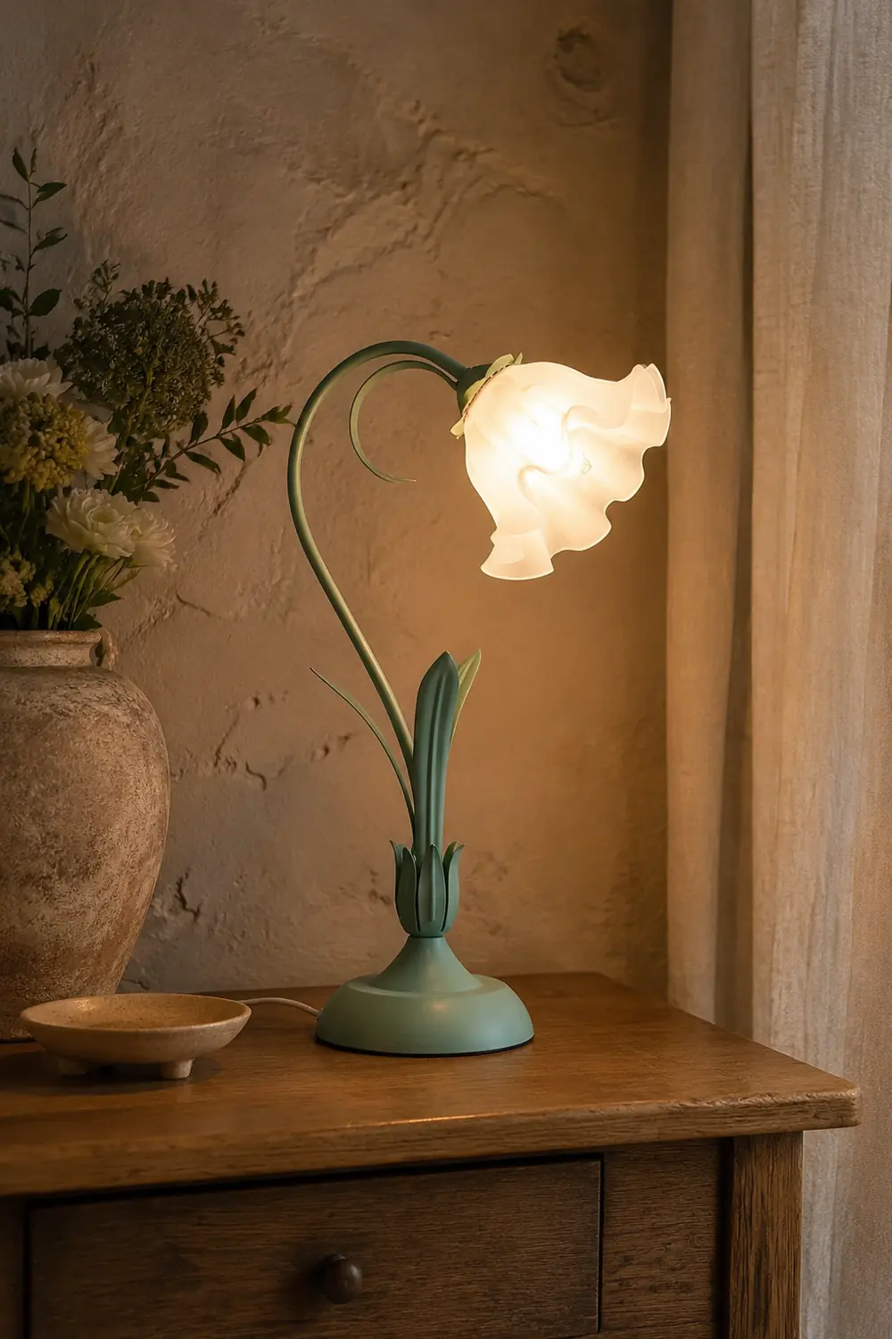 Lily of the Valley Table Lamp - Lumpaz