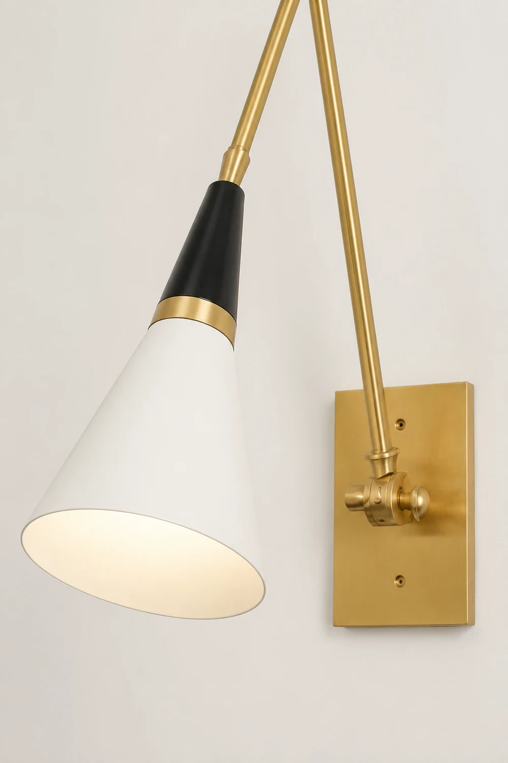 Magari Wall Lamp - Lumpaz