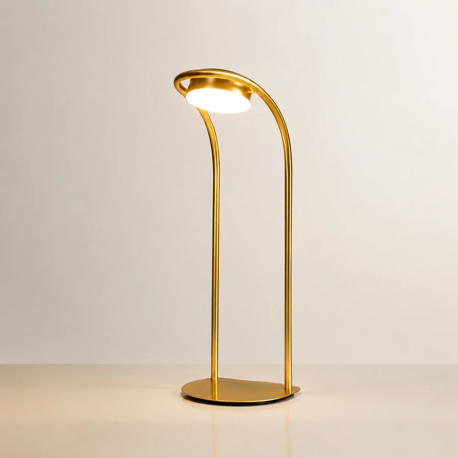 C Ball Table Lamp - Lumpaz