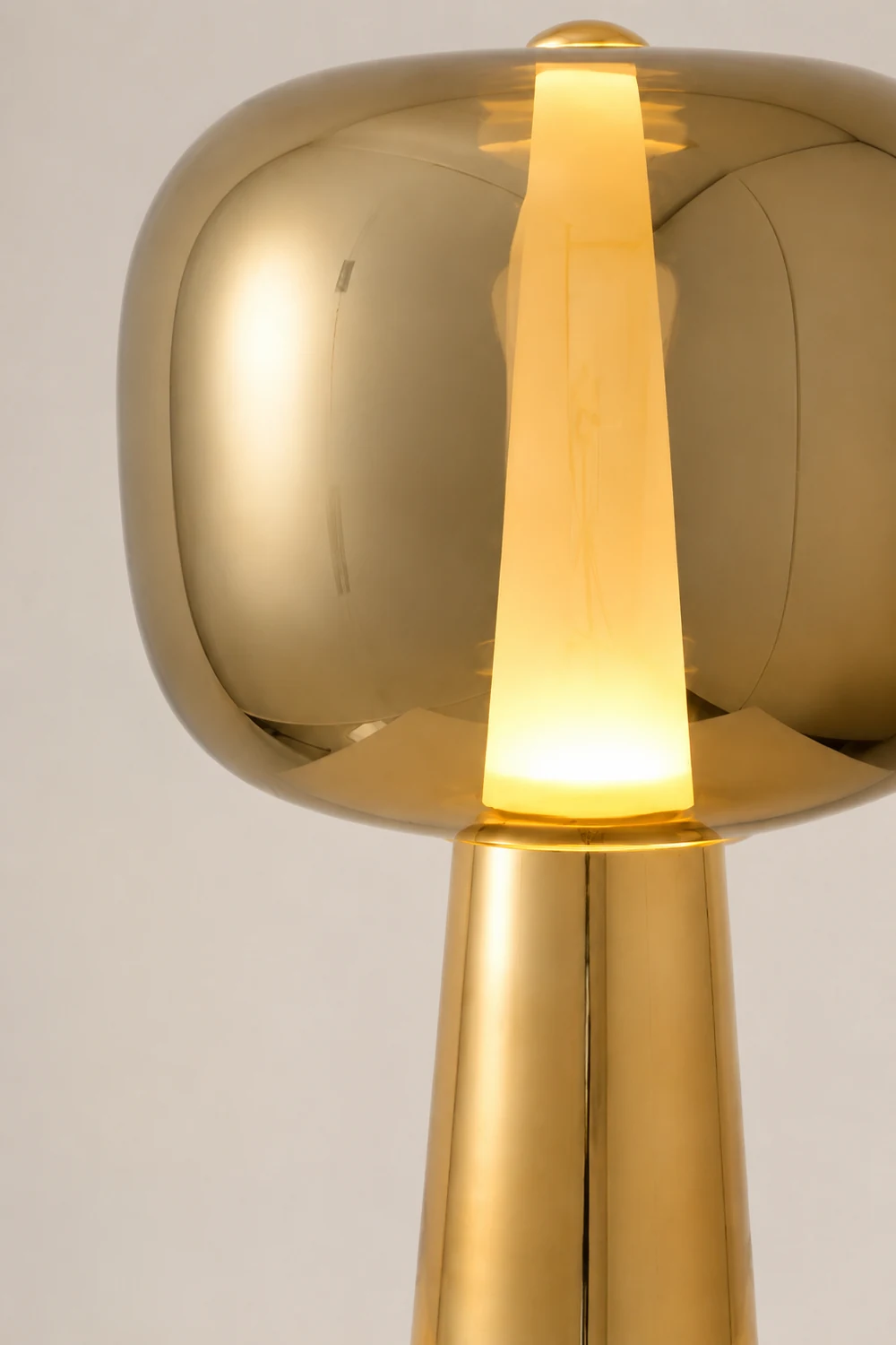 Dusk Dawn Table Lamp - Lumpaz
