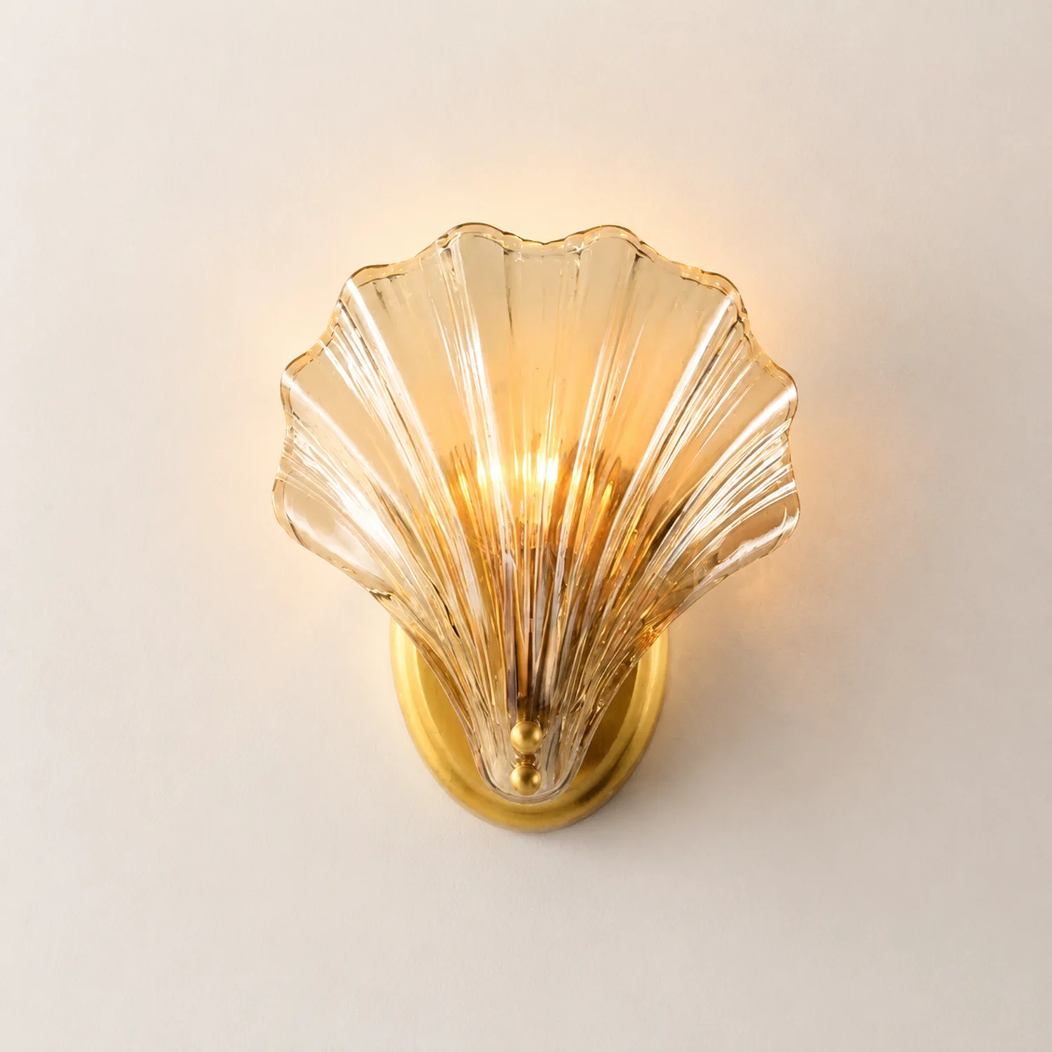 Shell Wall Light - Lumpaz