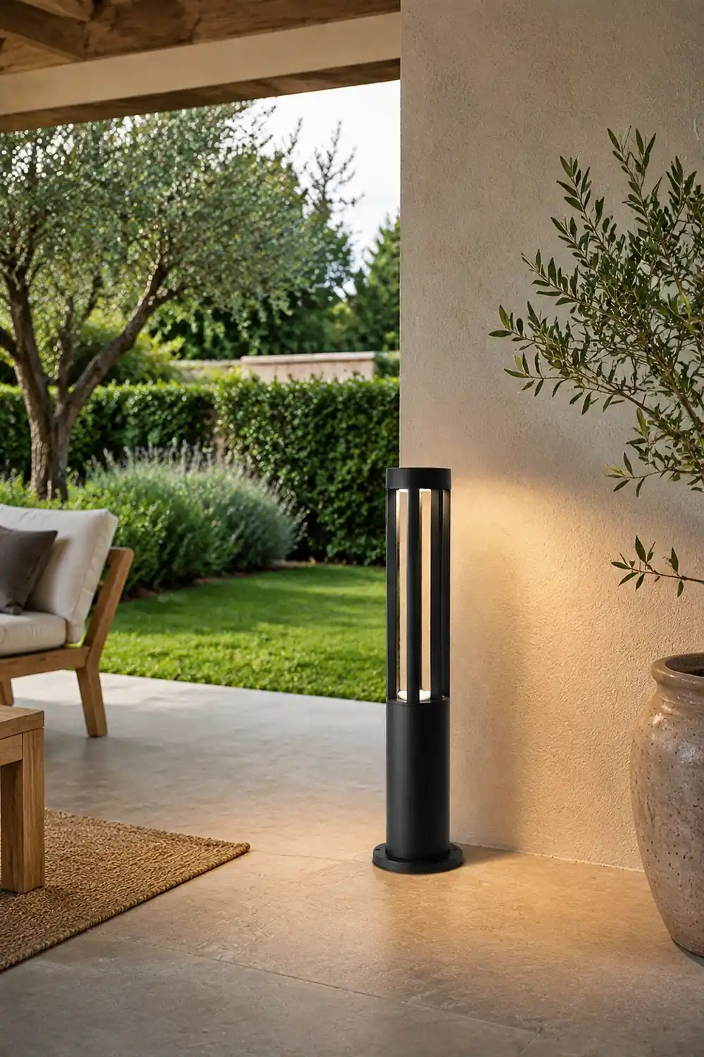 Black Cylindrical Garden Outdoor Light with Solar Panel - Lumpaz