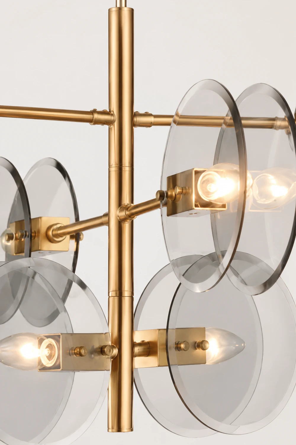 Arteriors Norwich Chandelier - Lumpaz