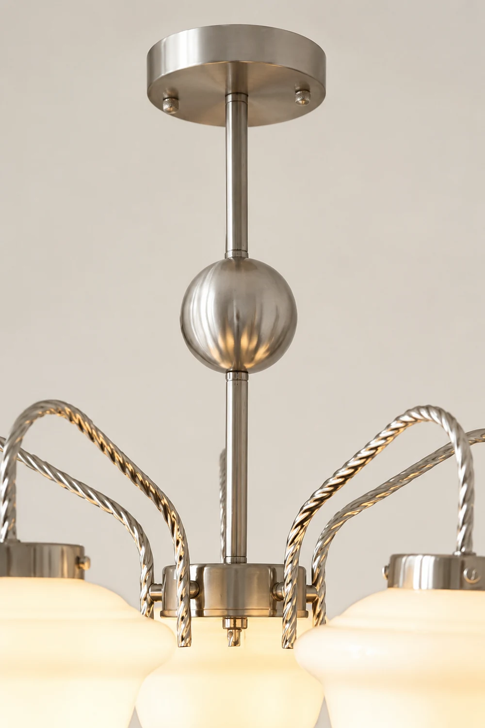 Minka Lavery Chandelier - Lumpaz