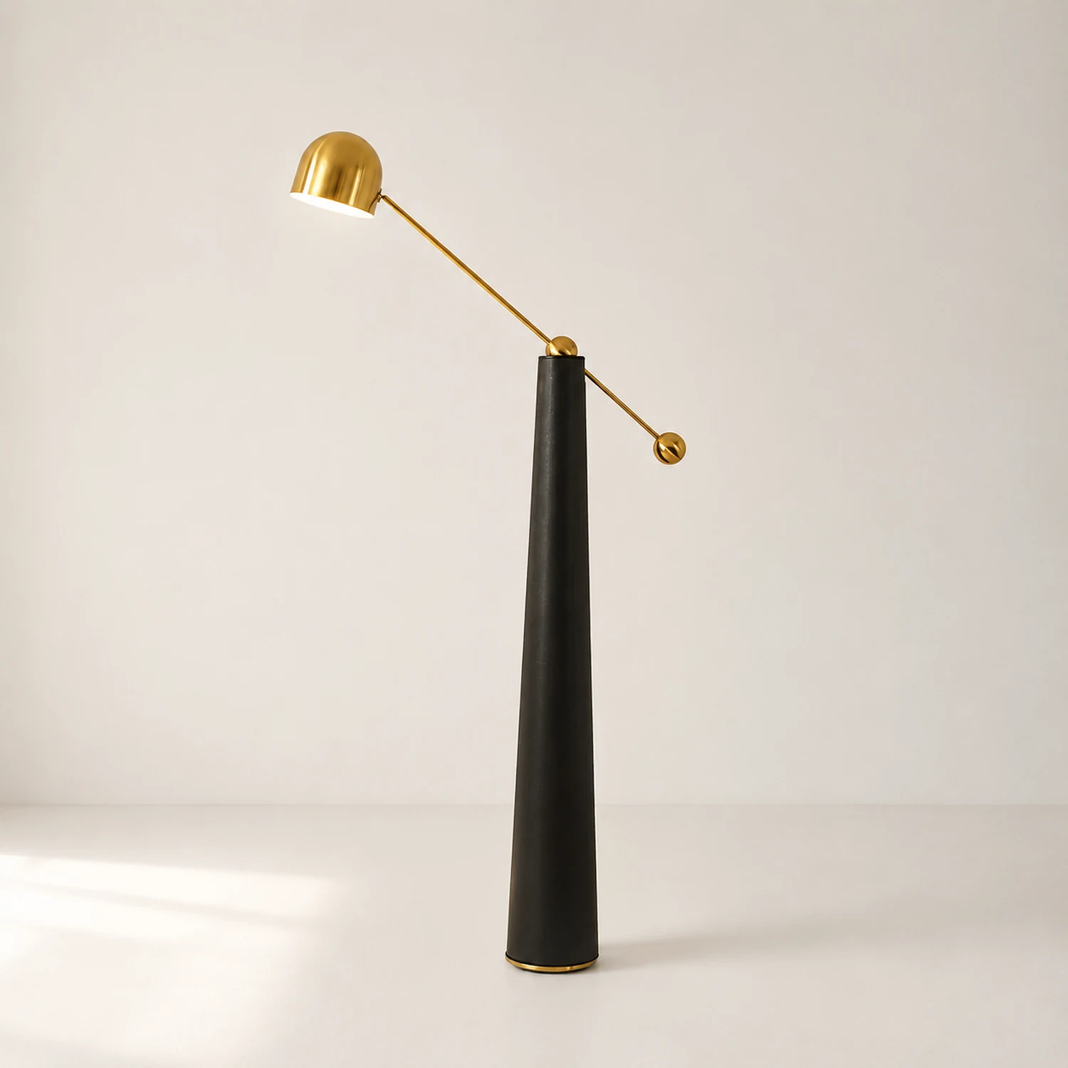 Metronome Floor Lamp - Lumpaz