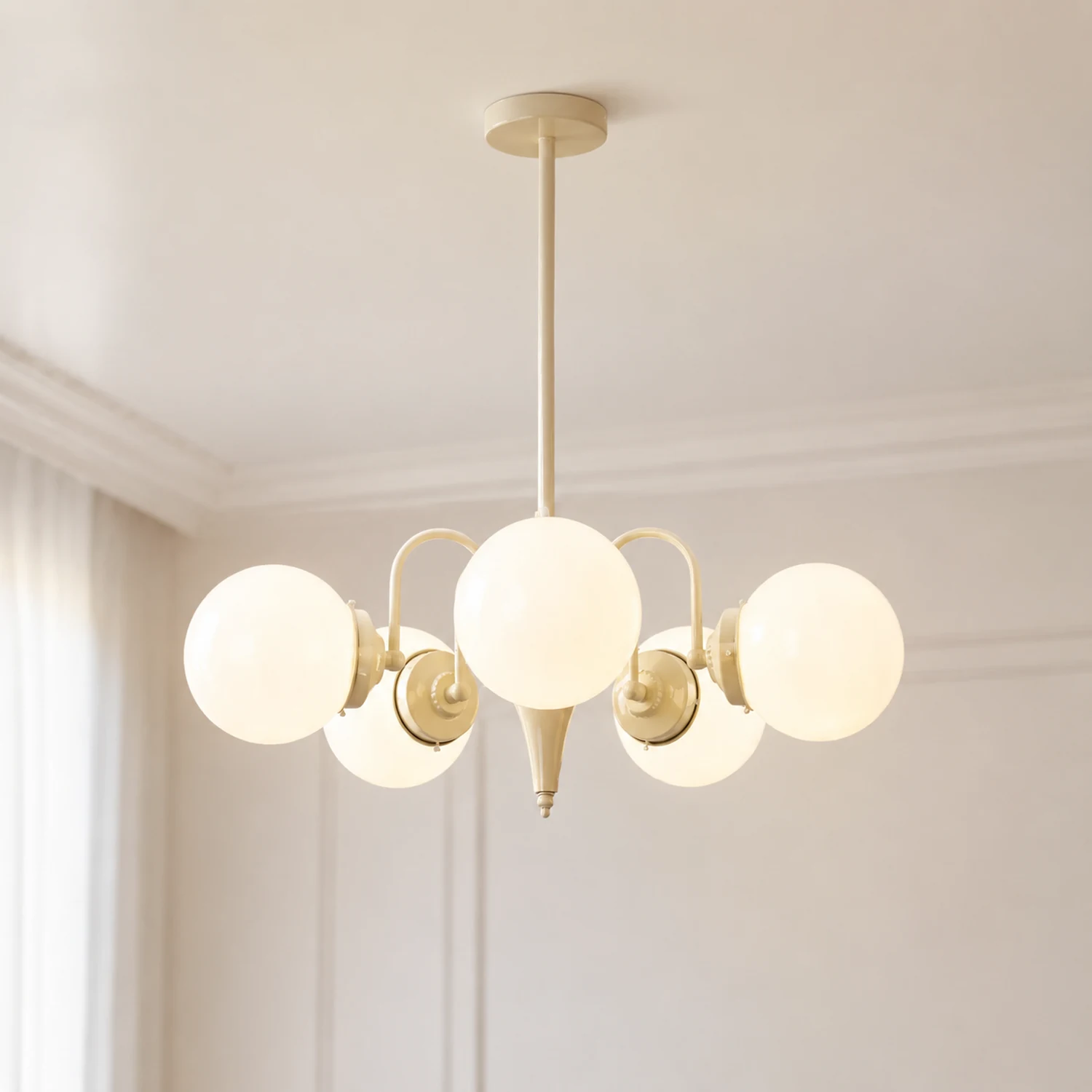 Cream Glass Ball Chandelier - Lumpaz