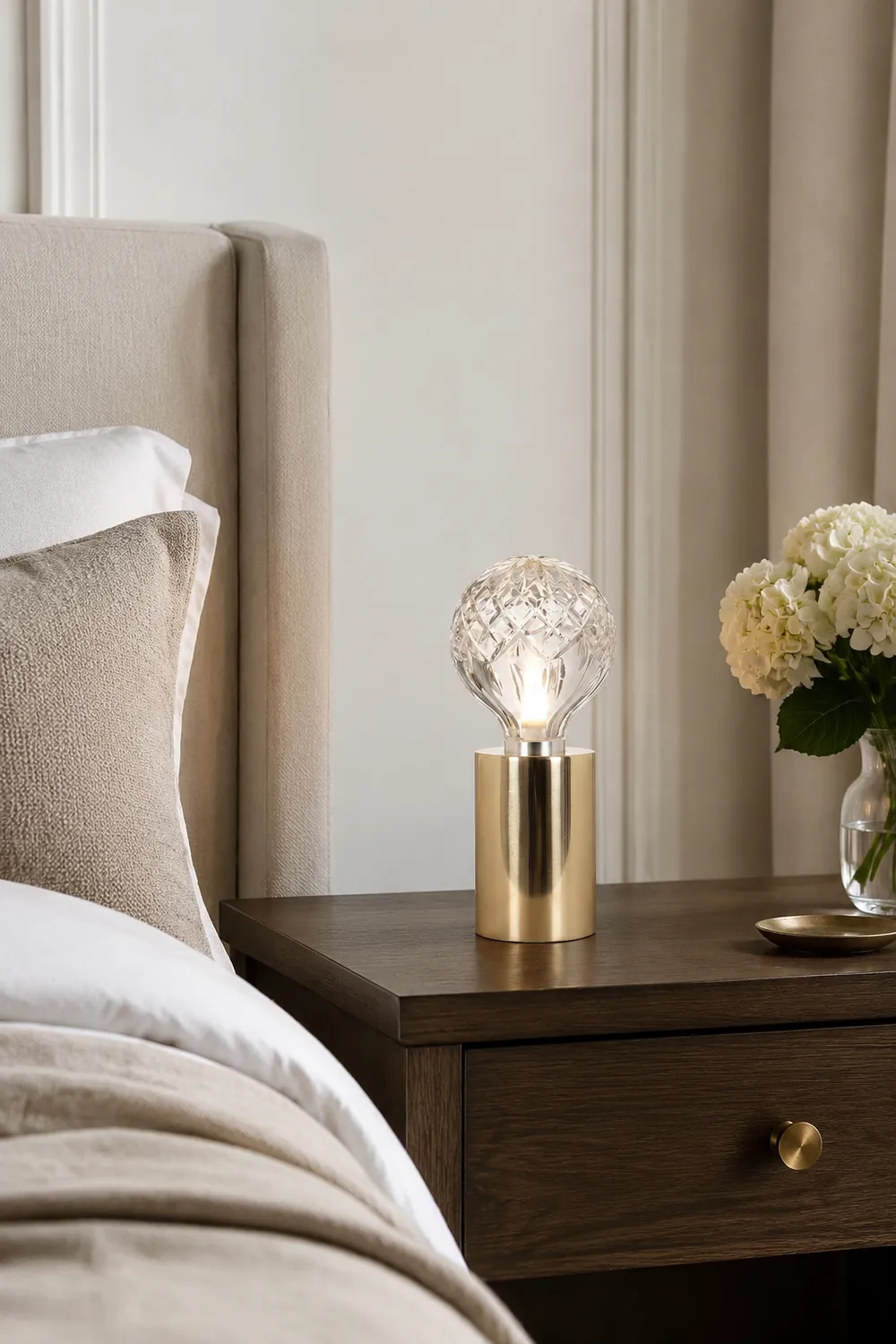 Crystal Bulb Table Lamp - Lumpaz