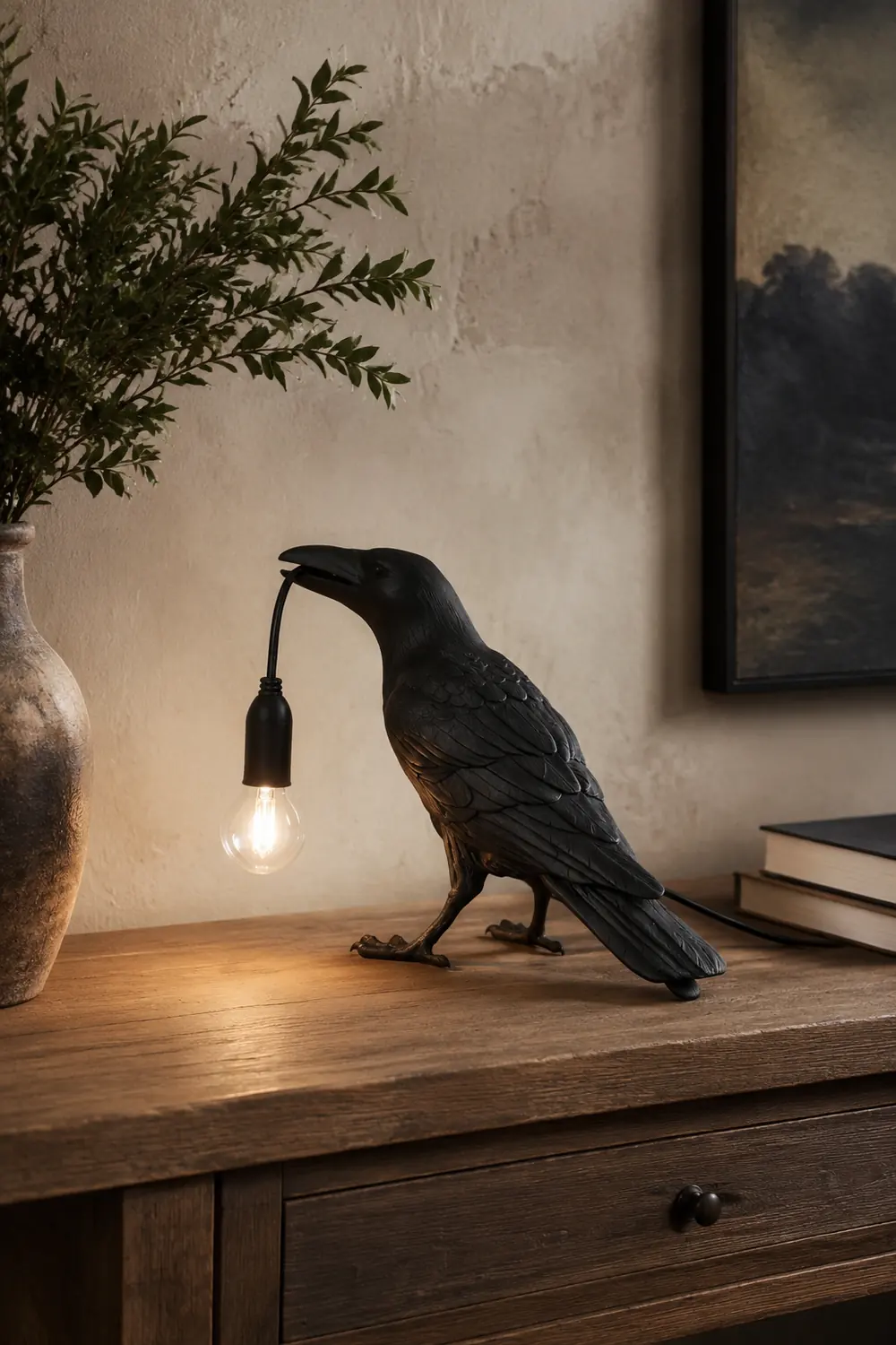 Raven Resin Table Lamp - Lumpaz