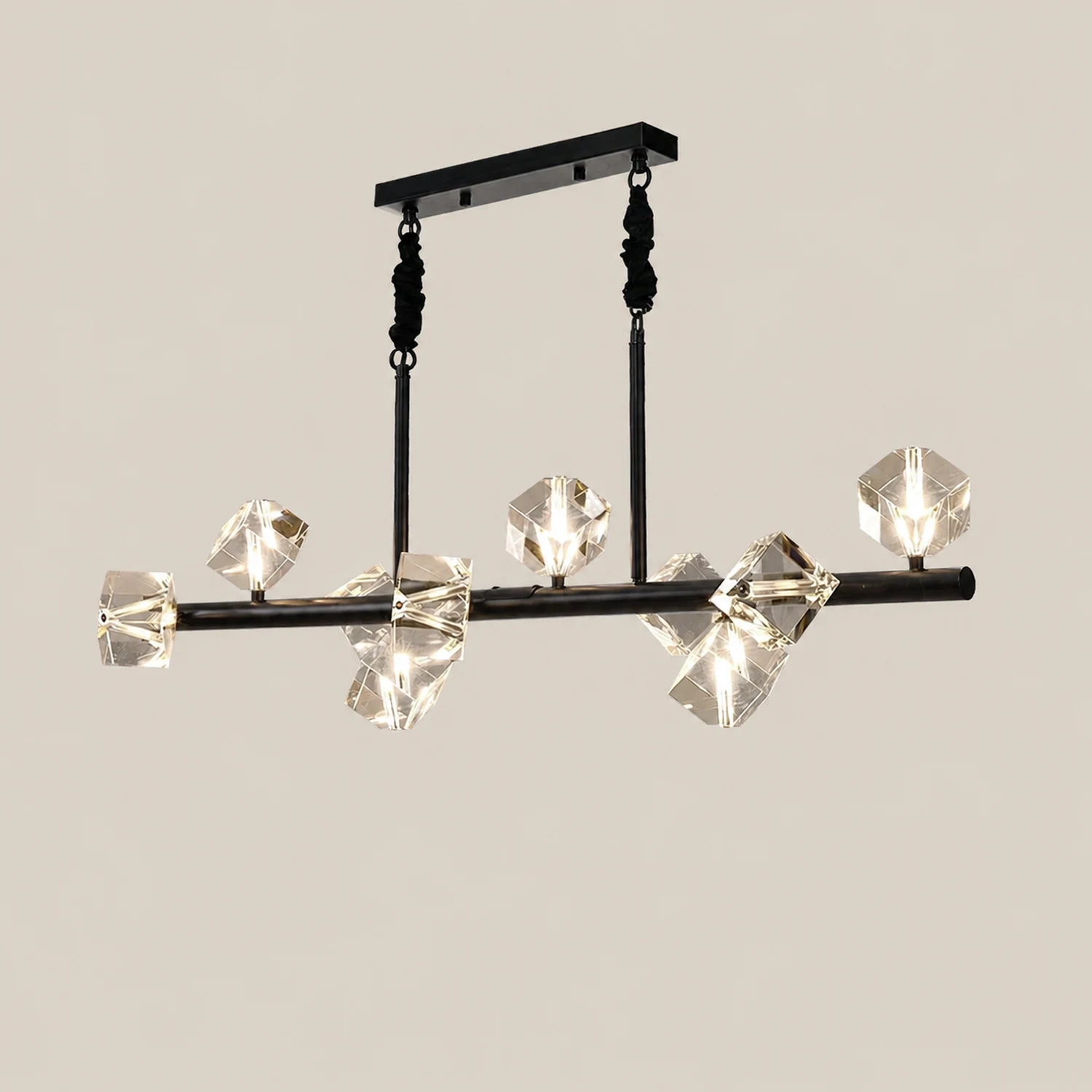 Takku Crystal Chandelier - Lumpaz