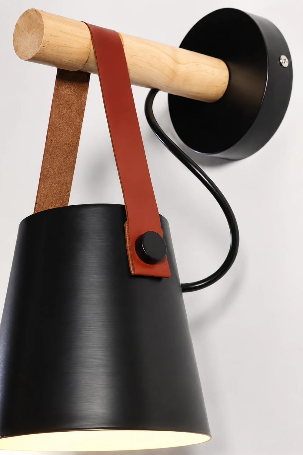 Wooden Conical Wall Light - Lumpaz