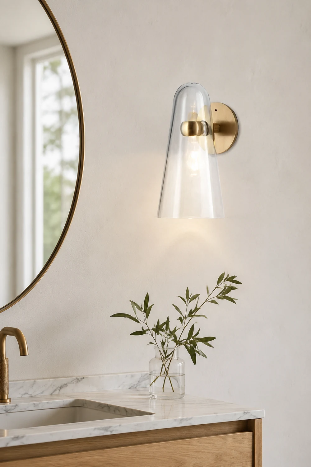 Conical Glass Wall Lamp - Lumpaz