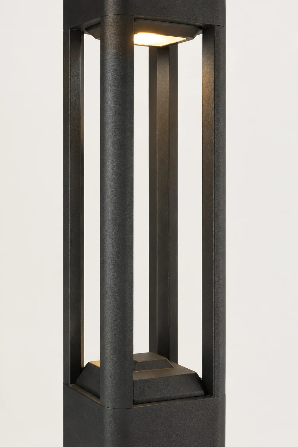 Rectangular Column Garden Light - Lumpaz