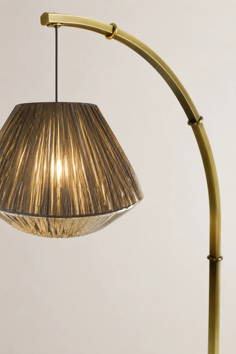 Bamboo Pole Floor Lamp - Lumpaz