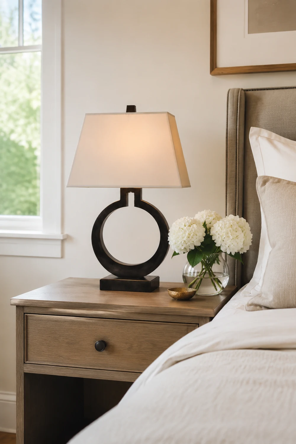 Ring Form Table Lamp - Lumpaz