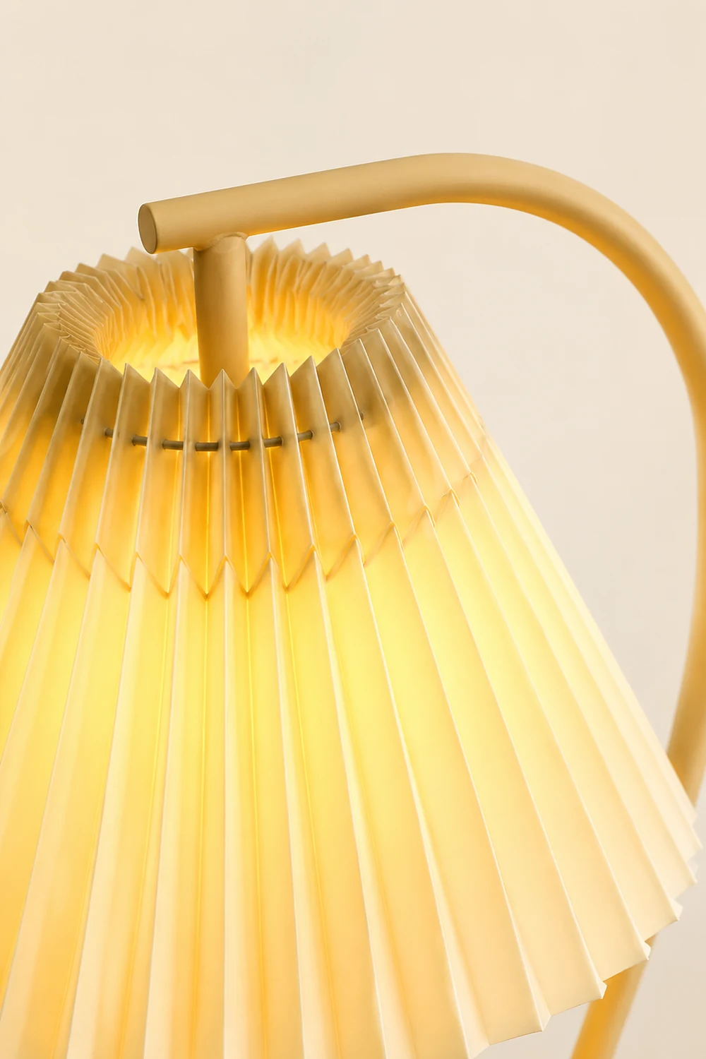 Crescini Pleated Table Lamp - Lumpaz