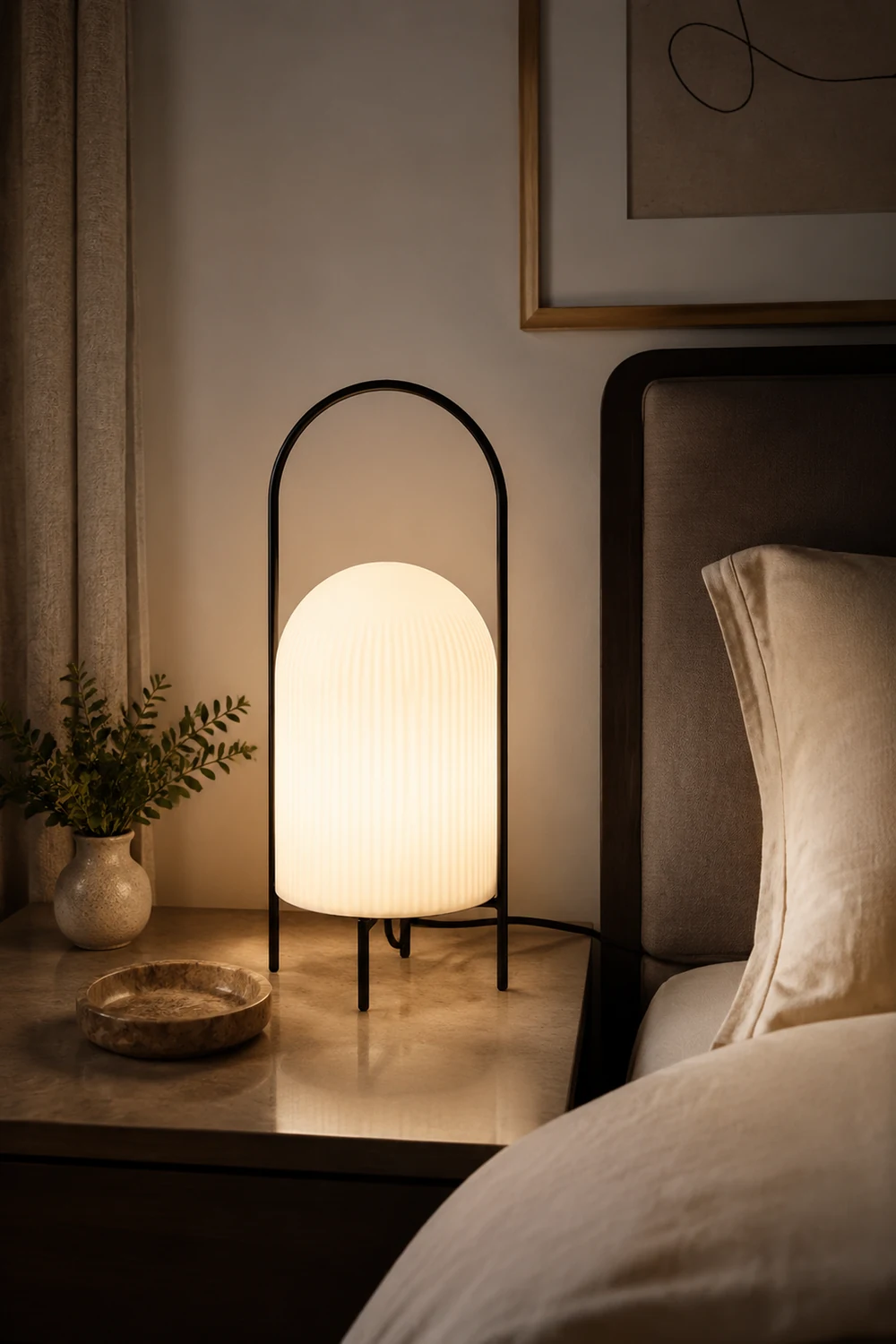 Ghost Table Lamp - Lumpaz