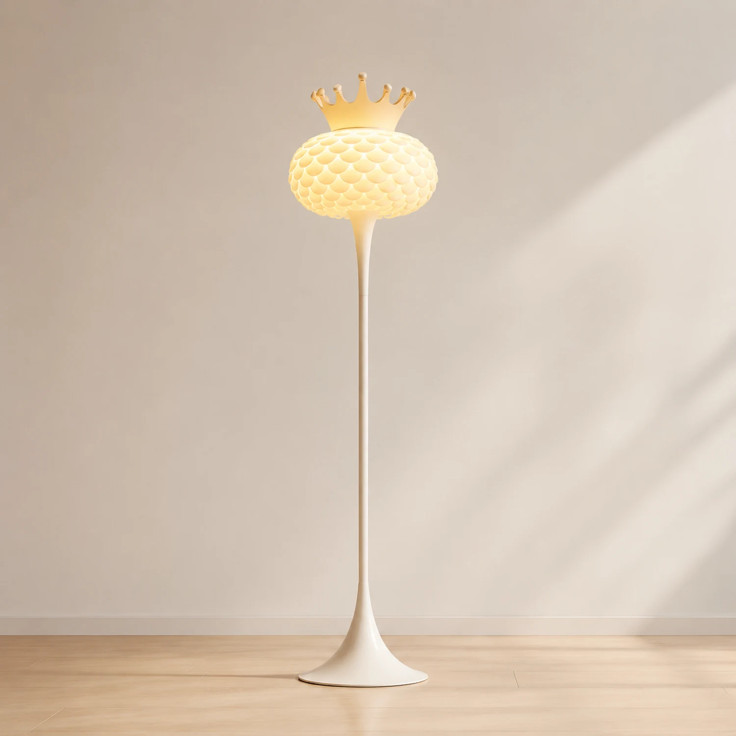 Aluvia Crown Floor Lamp - Lumpaz