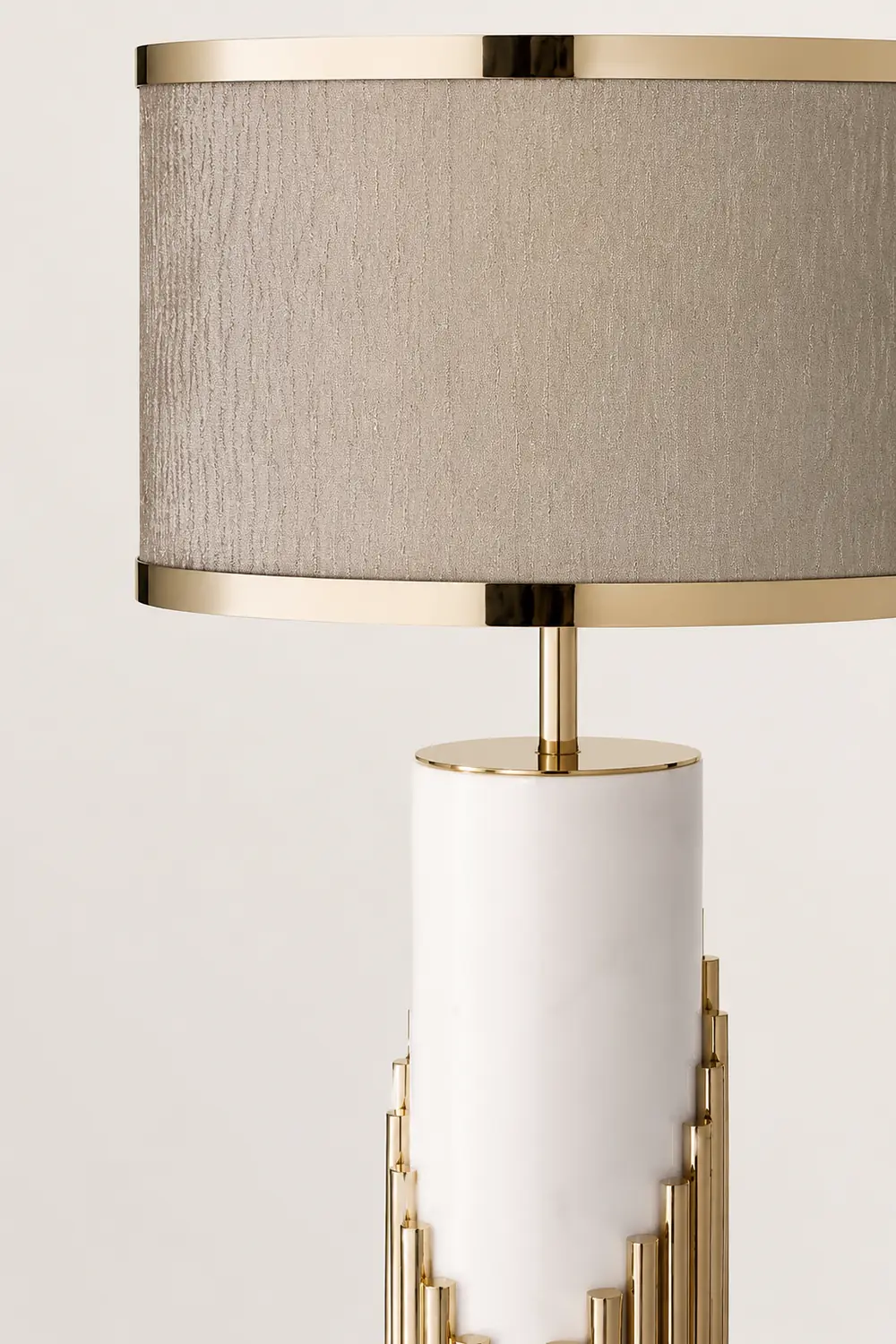 Streamline Table Lamp - Lumpaz