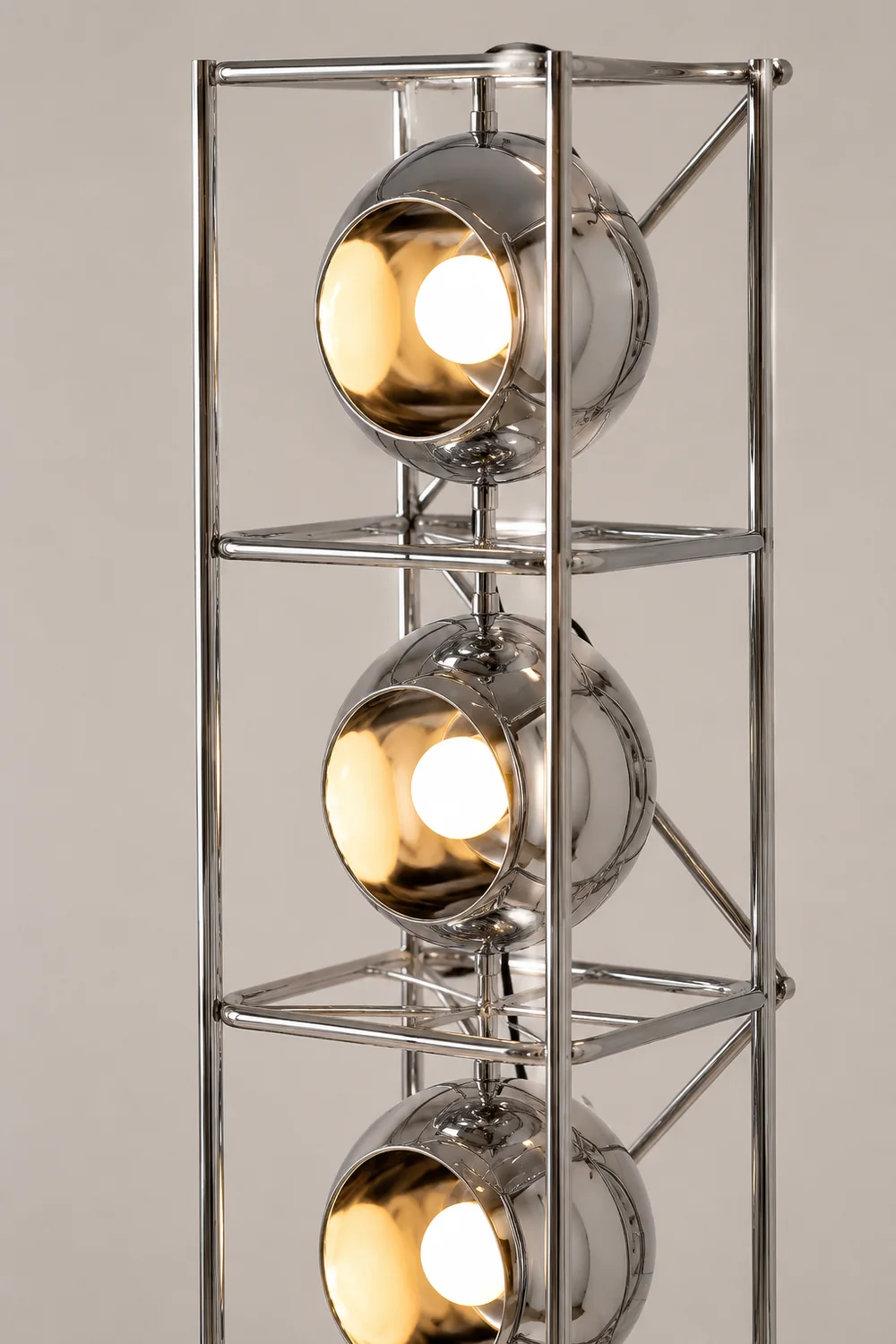 Tower of Spheres Floor Lamp - Lumpaz