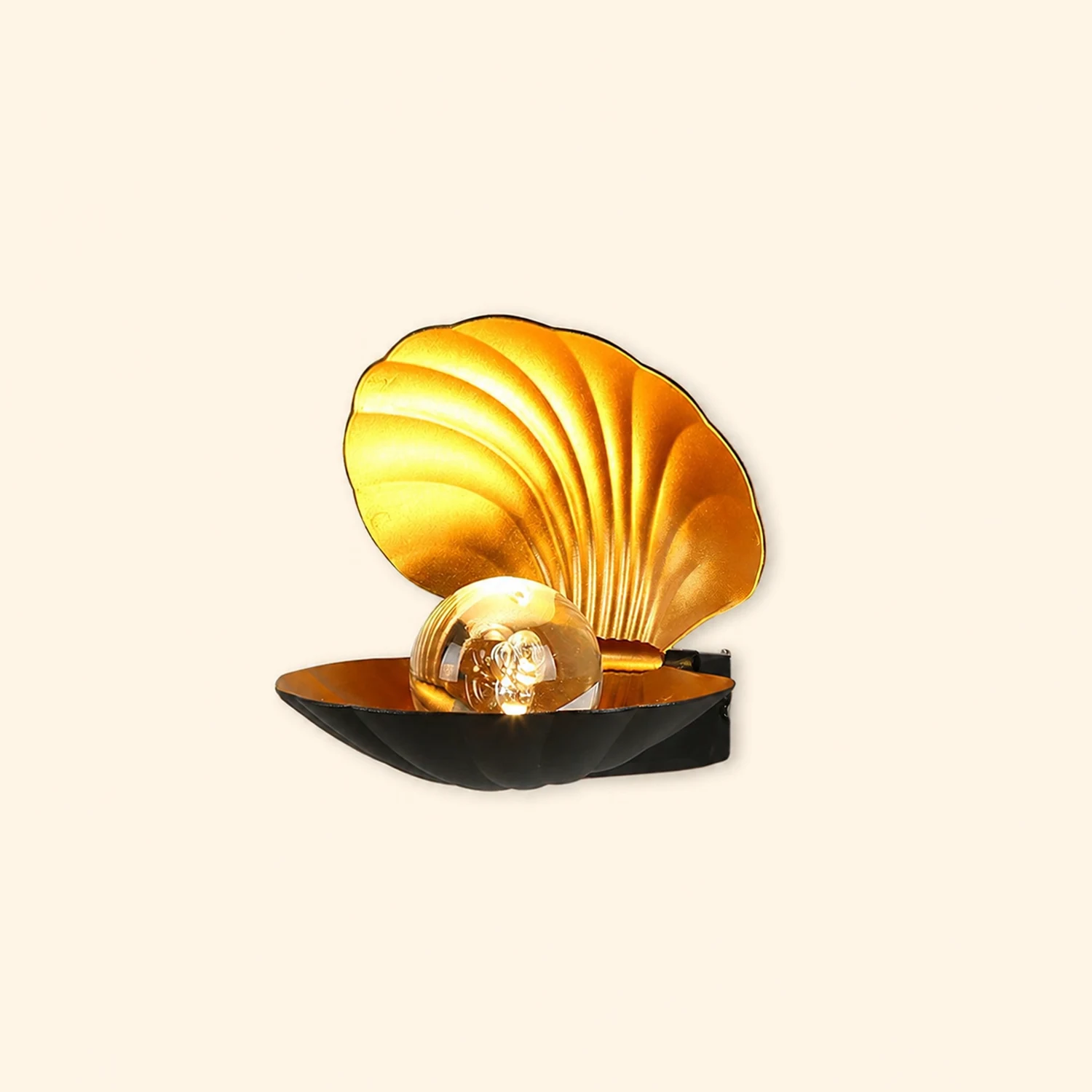 Pearl Clam Wall Light - Lumpaz