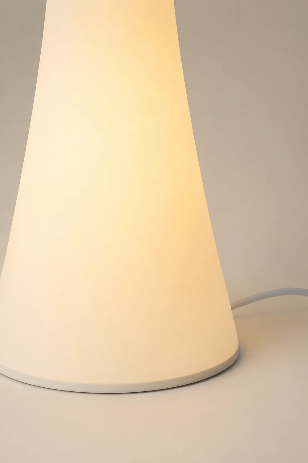 Biconica Pol Floor Lamp - Lumpaz