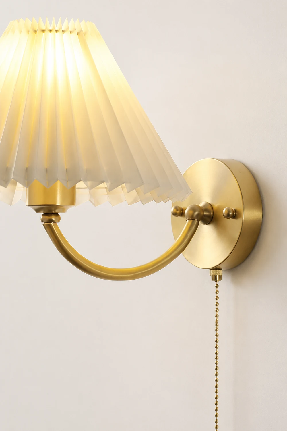 Pleated Wall Lamp - Lumpaz