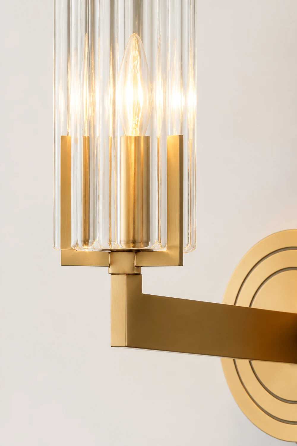 Kayla Brass Wall Lamp - Lumpaz